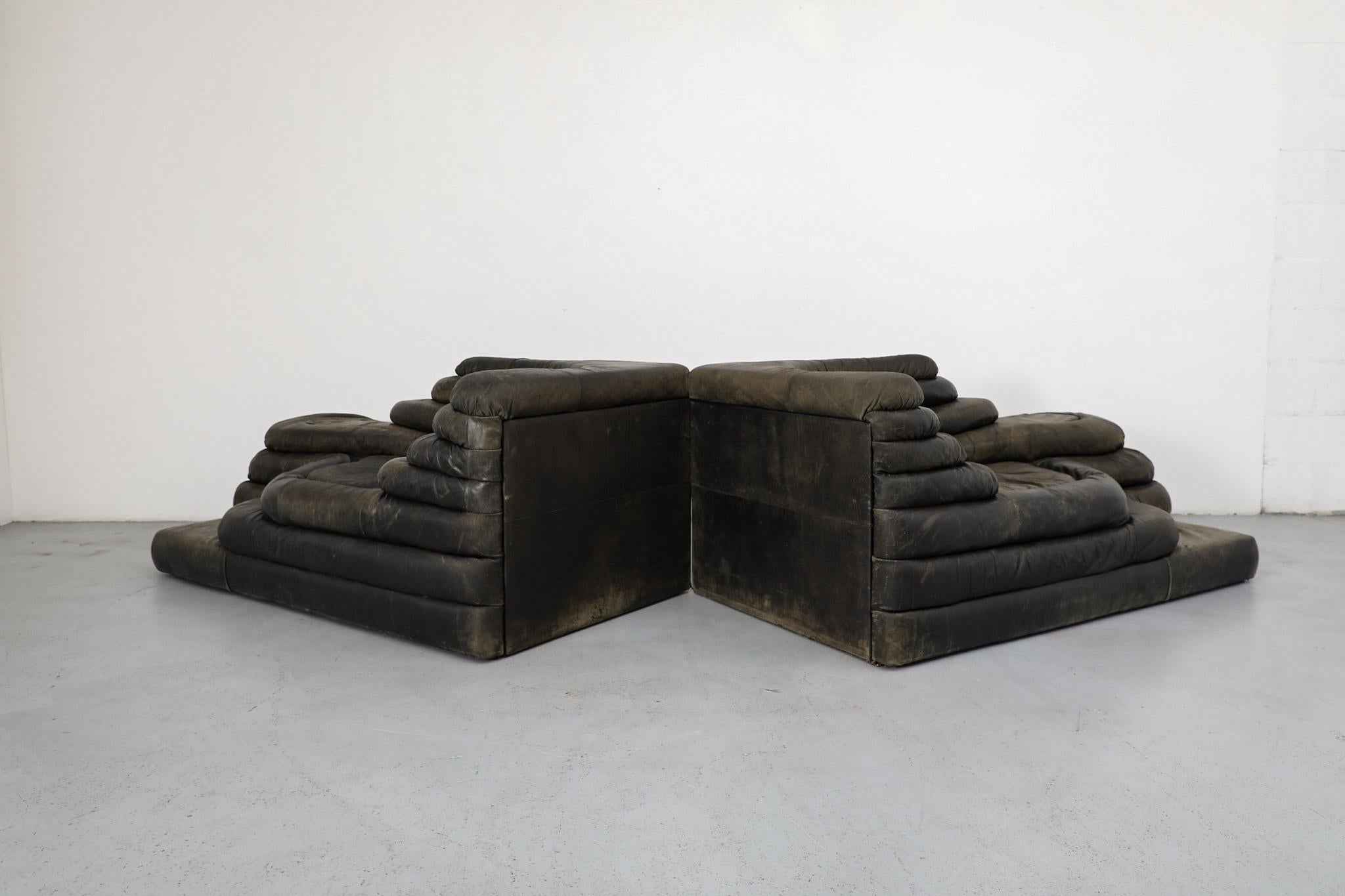 De Sede 'DS-1025' Moss Green Leather Terrazza Sofa Pair In Good Condition For Sale In Los Angeles, CA