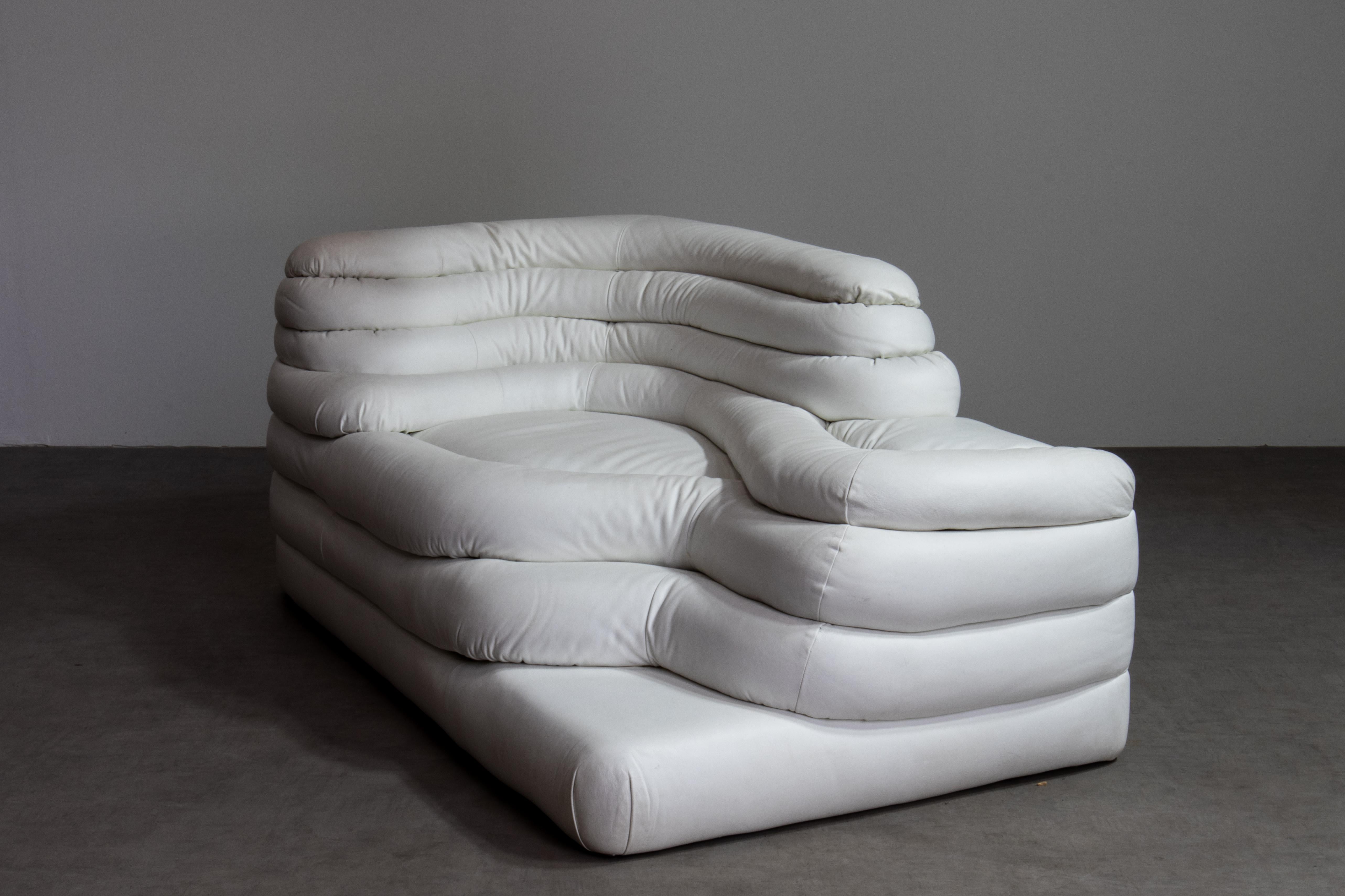 De Sede DS-1025 Terrazza Sofa Sessel in weißem Leder, Schweiz 1970er Jahre im Angebot 1