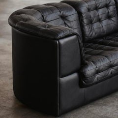 De Sede "DS-11" Modulares Sofa, Schwarzes Leder, 1970, 6-teilig