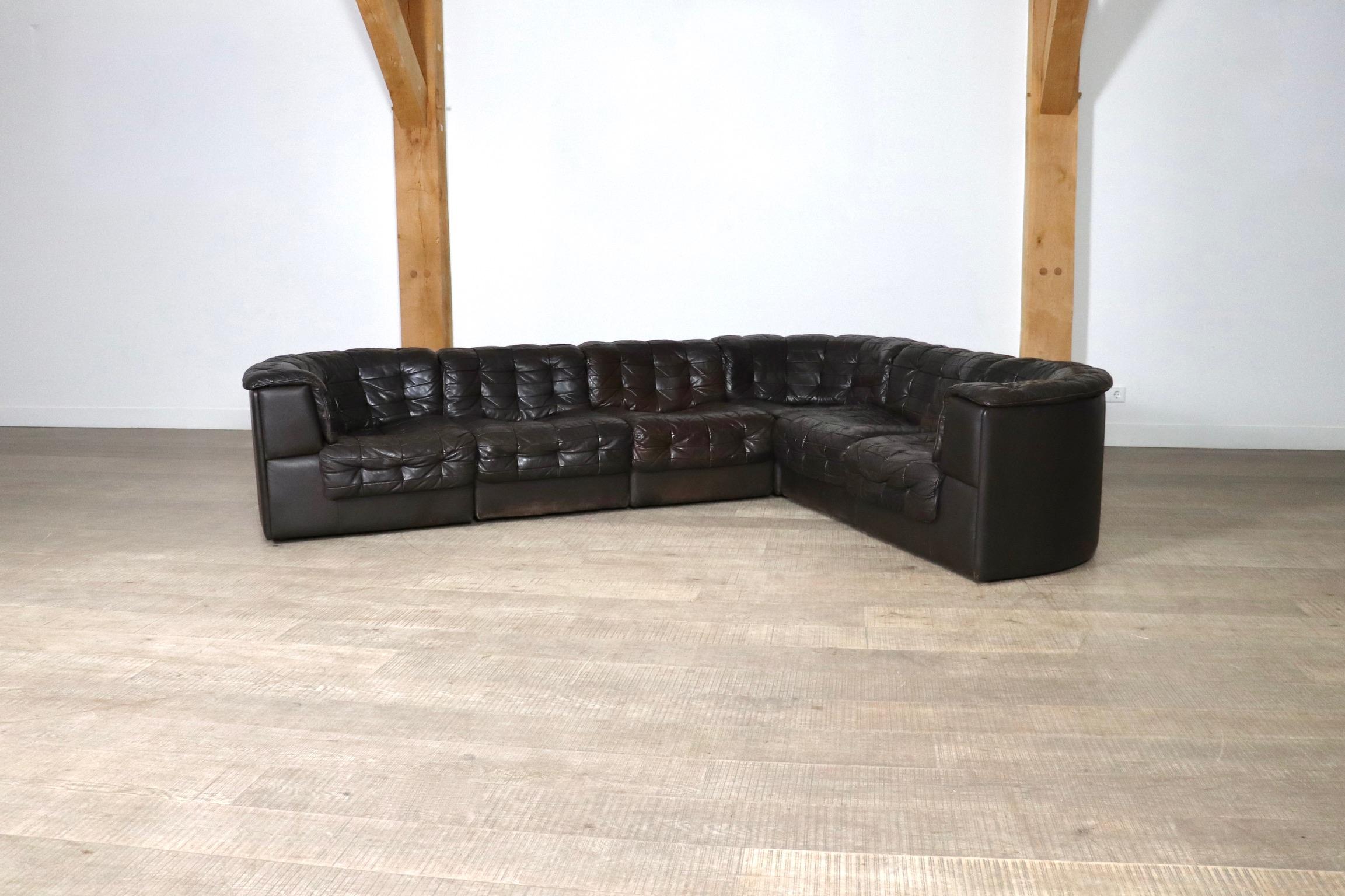 De Sede DS-11 Modular Sofa In Dark Brown Patchwork Leather, Switzerland 1970s For Sale 1