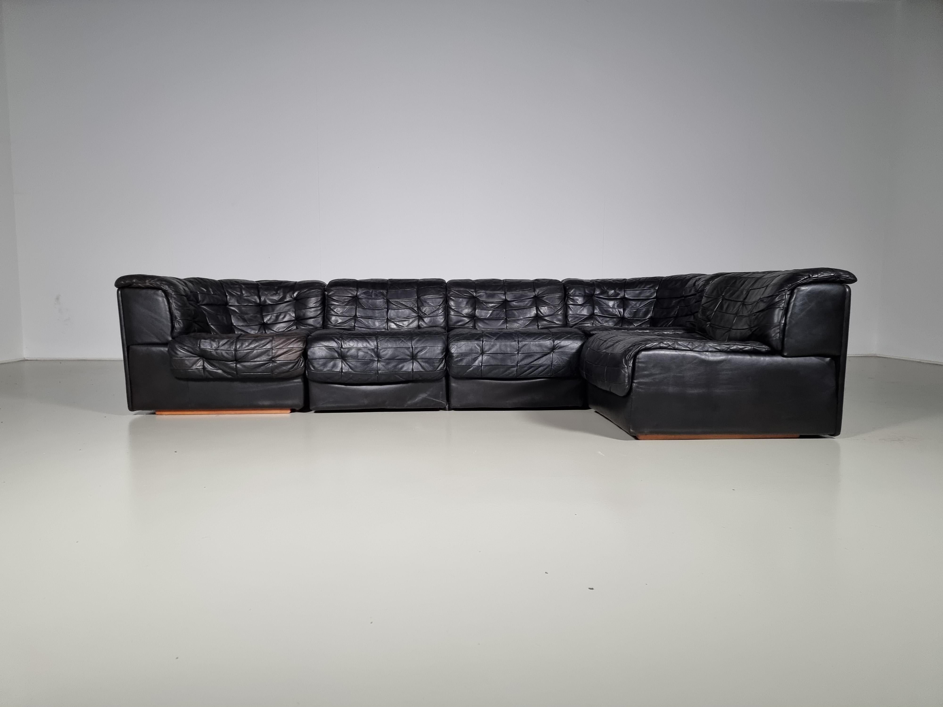 Mid-Century Modern De Sede DS 11 Modular Sofa in Original Black Leather, 1970s