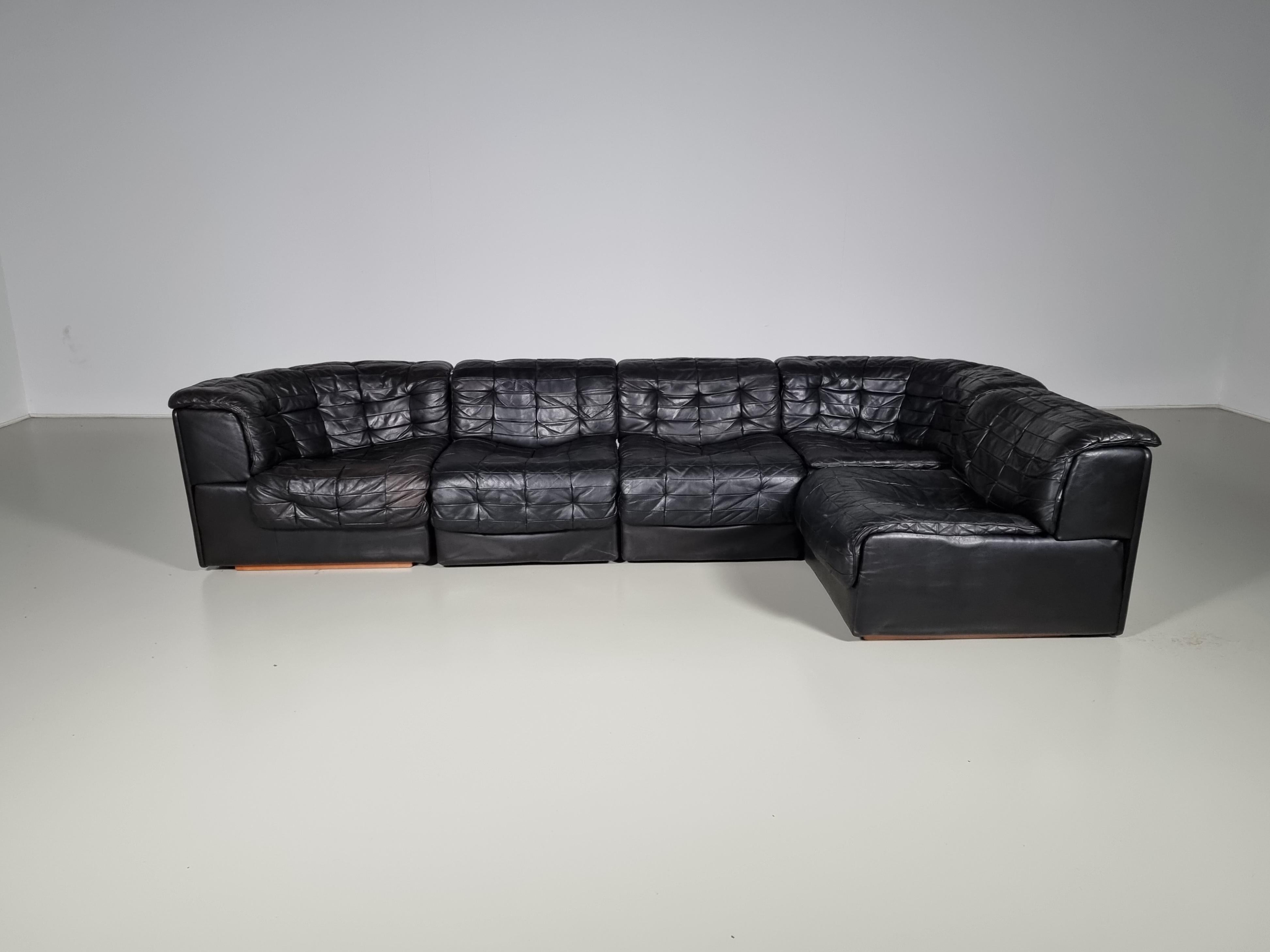 European De Sede DS 11 Modular Sofa in Original Black Leather, 1970s