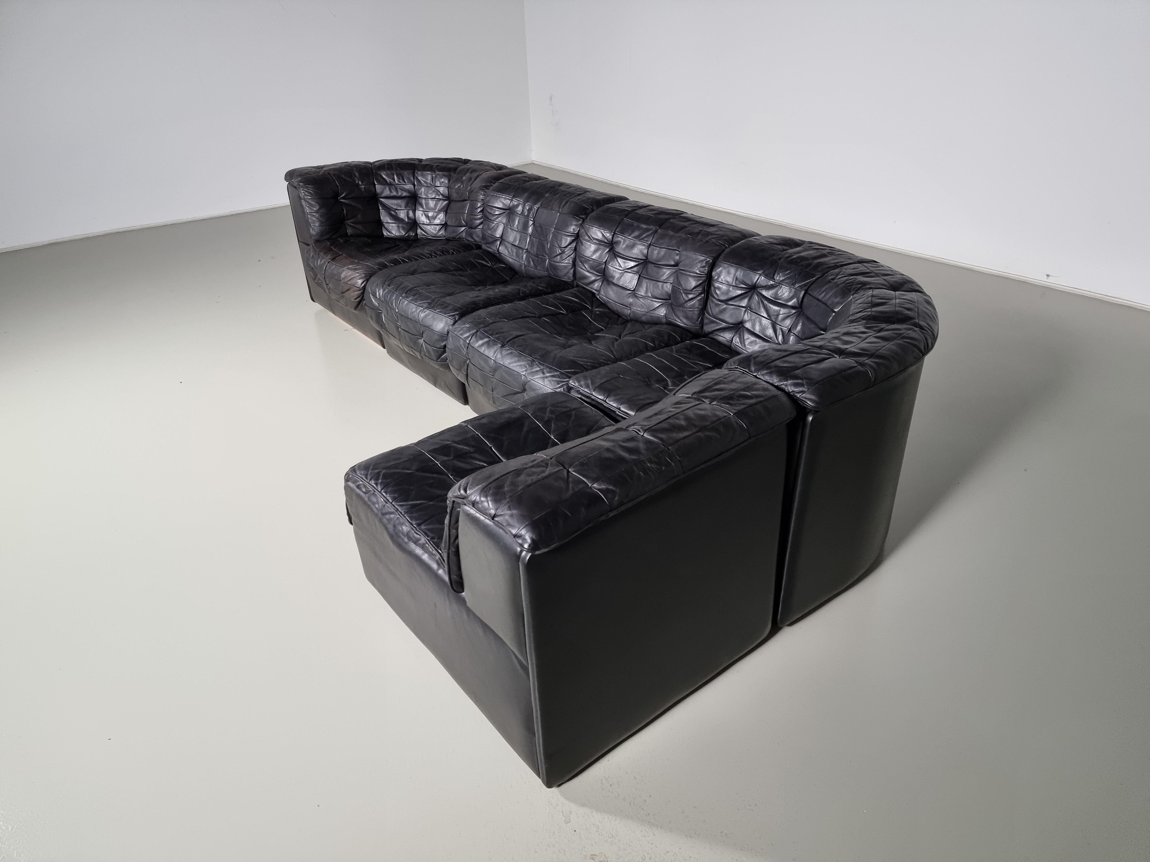De Sede DS 11 Modular Sofa in Original Black Leather, 1970s In Good Condition In amstelveen, NL