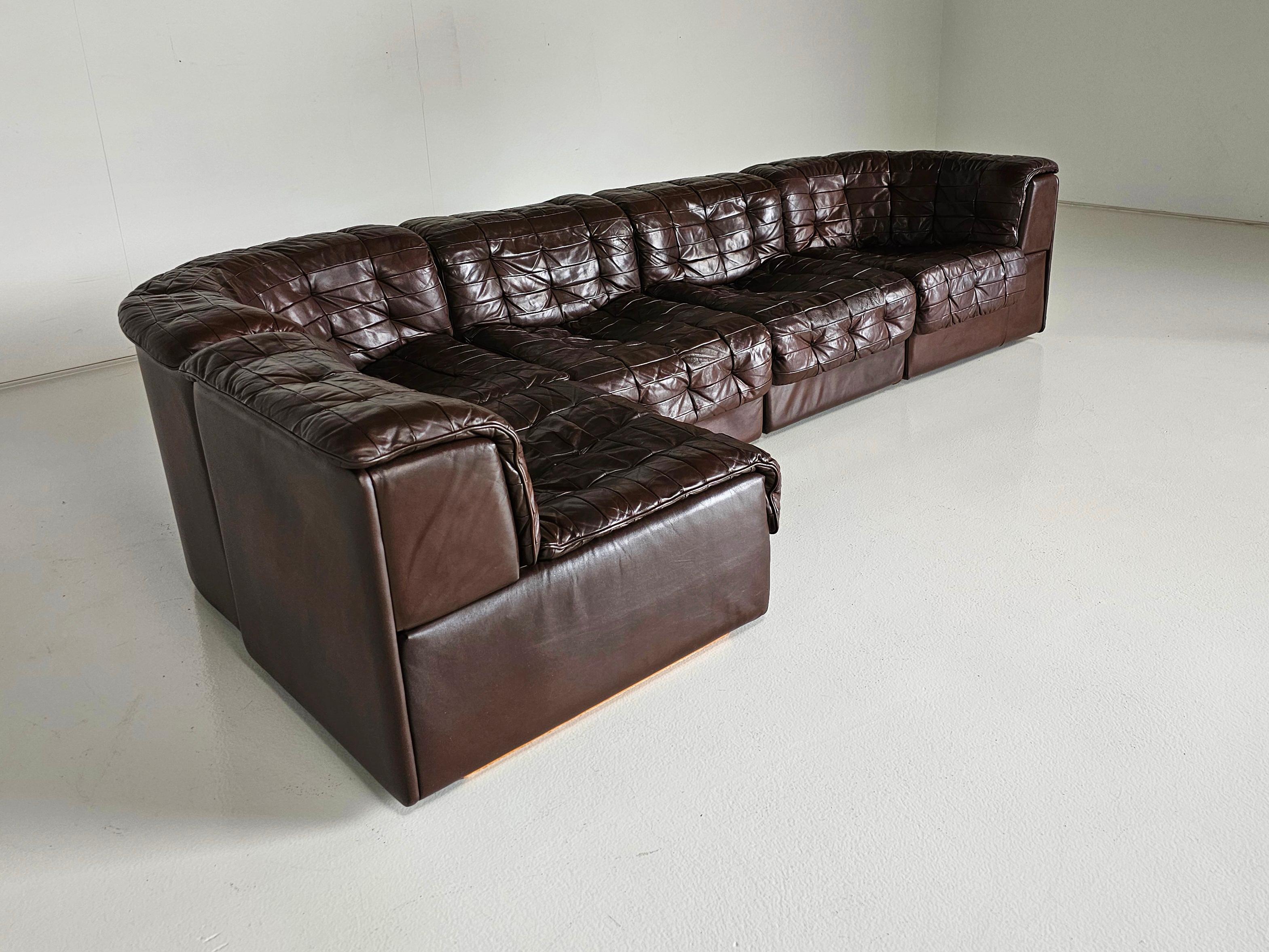 De Sede DS 11 Modular Sofa in Original brown Leather, 1970s In Good Condition In amstelveen, NL