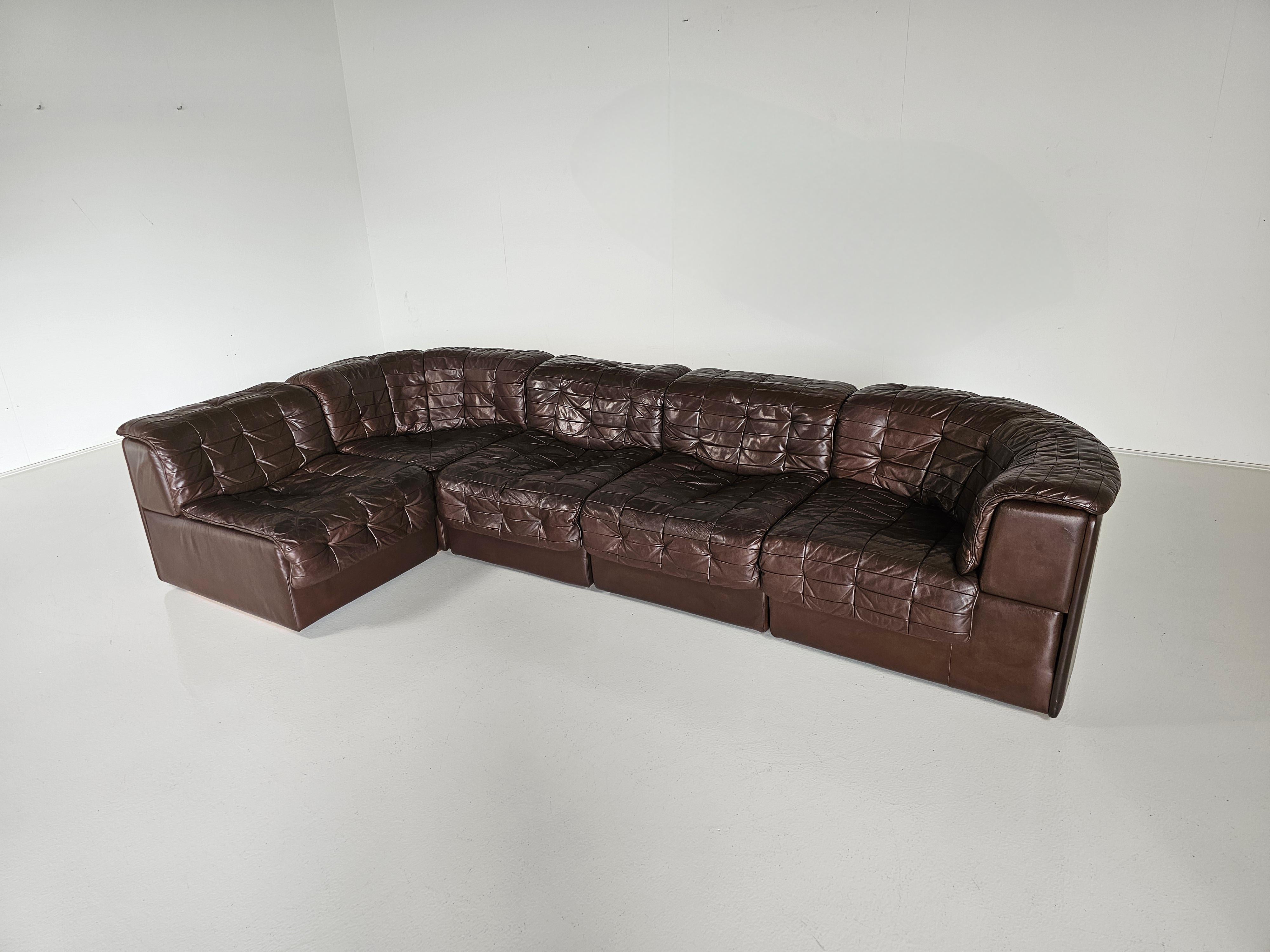 Late 20th Century De Sede DS 11 Modular Sofa in Original brown Leather, 1970s