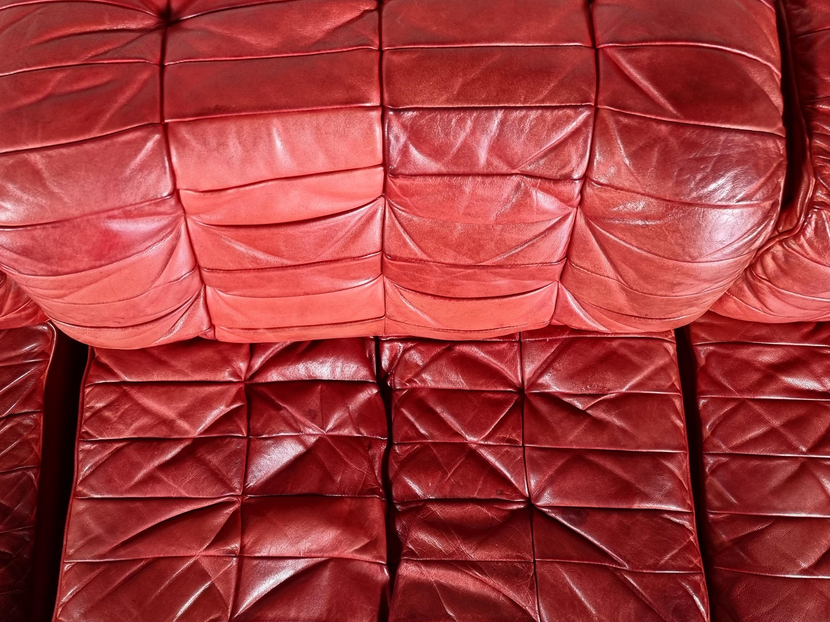 De Sede DS 11 Modular Sofa in Original red Leather, 1970s 2