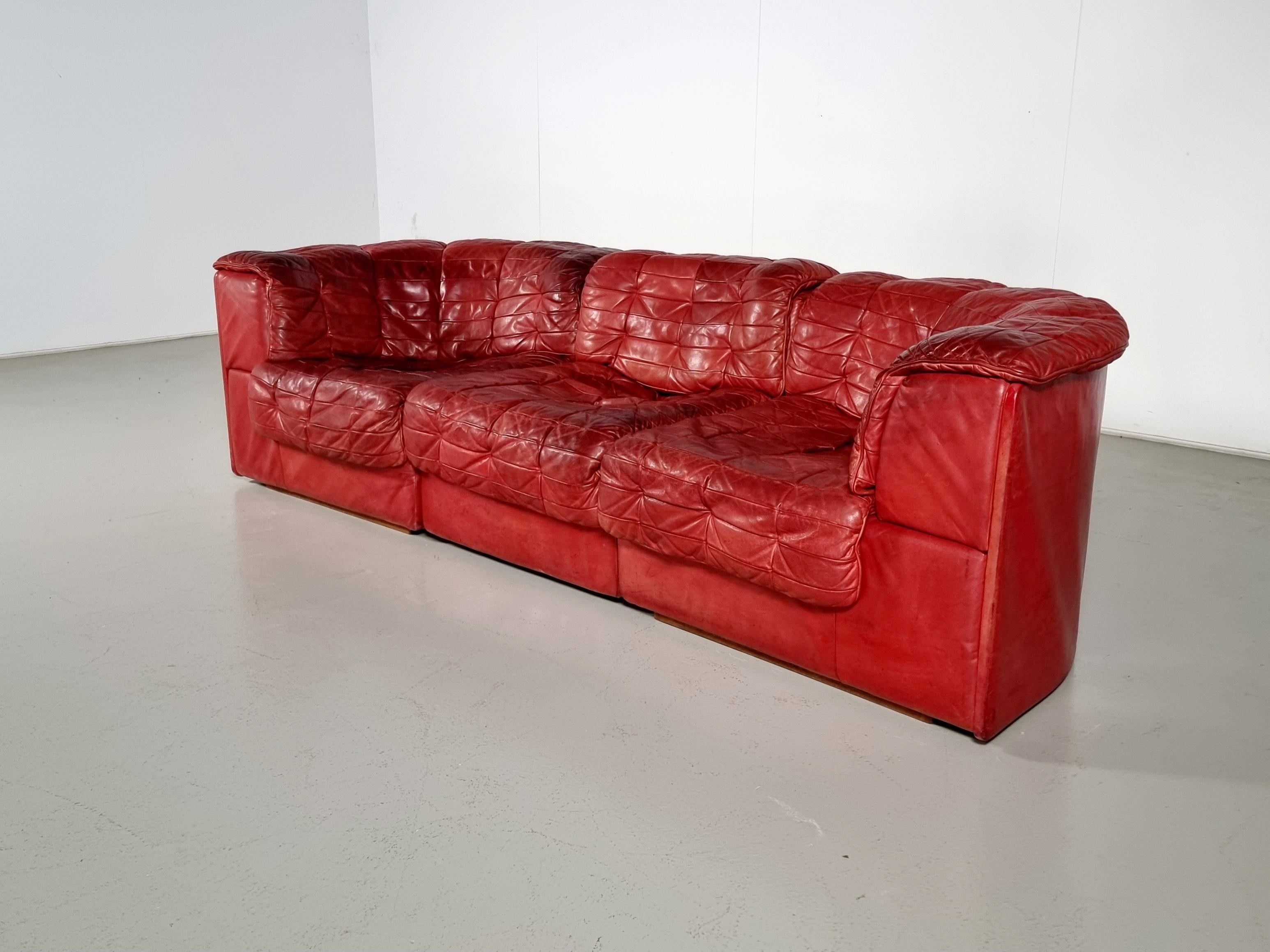 Mid-Century Modern De Sede DS 11 Modular Sofa in Original red Leather, 1970s
