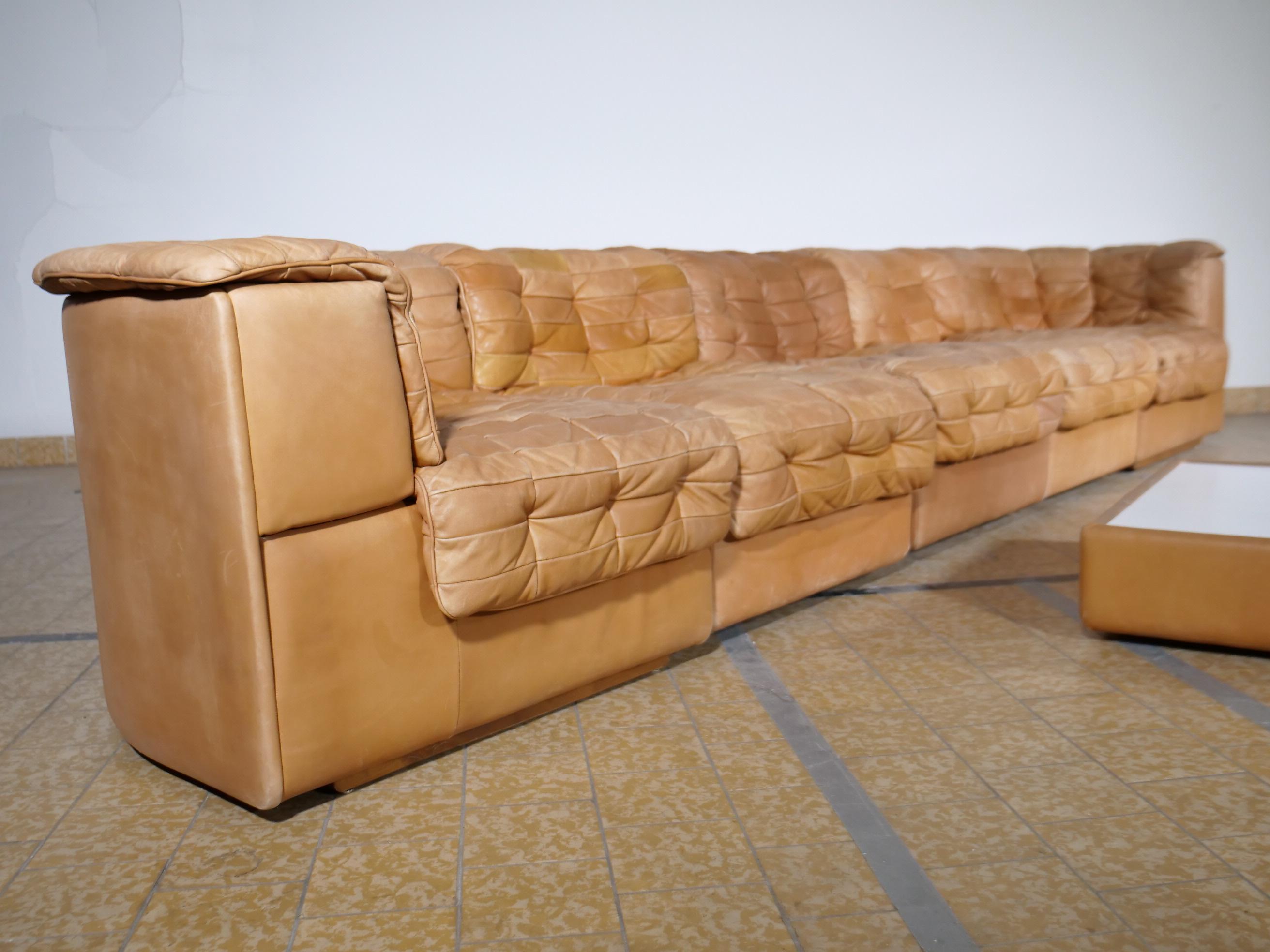 De Sede Ds 11 Patchwork Modul Leder Sofa mit Couchtisch, 1970er 10