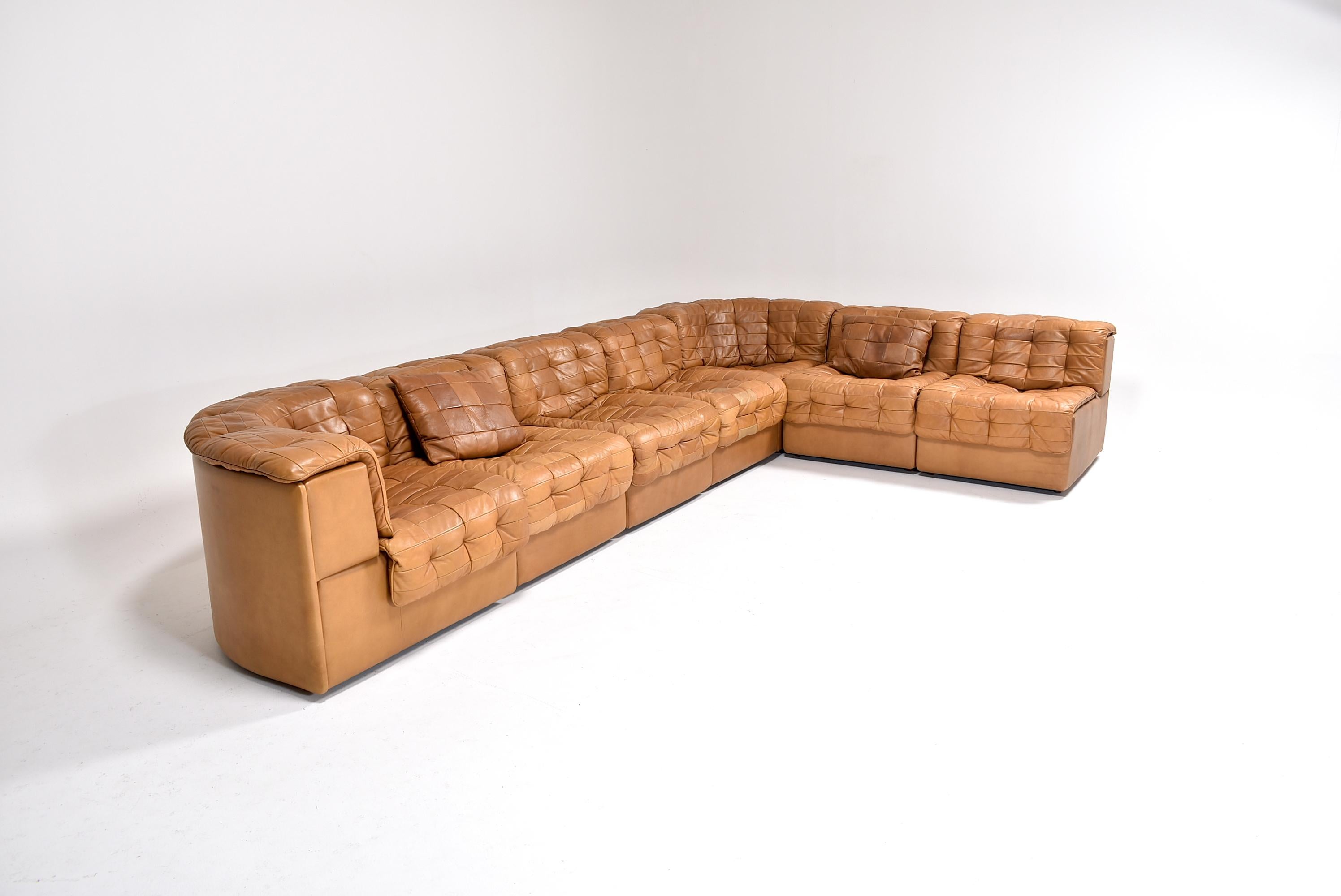 De Sede DS 11 Sectional Patchwork Sofa in Camel Leather, Switzerland, 1975 1