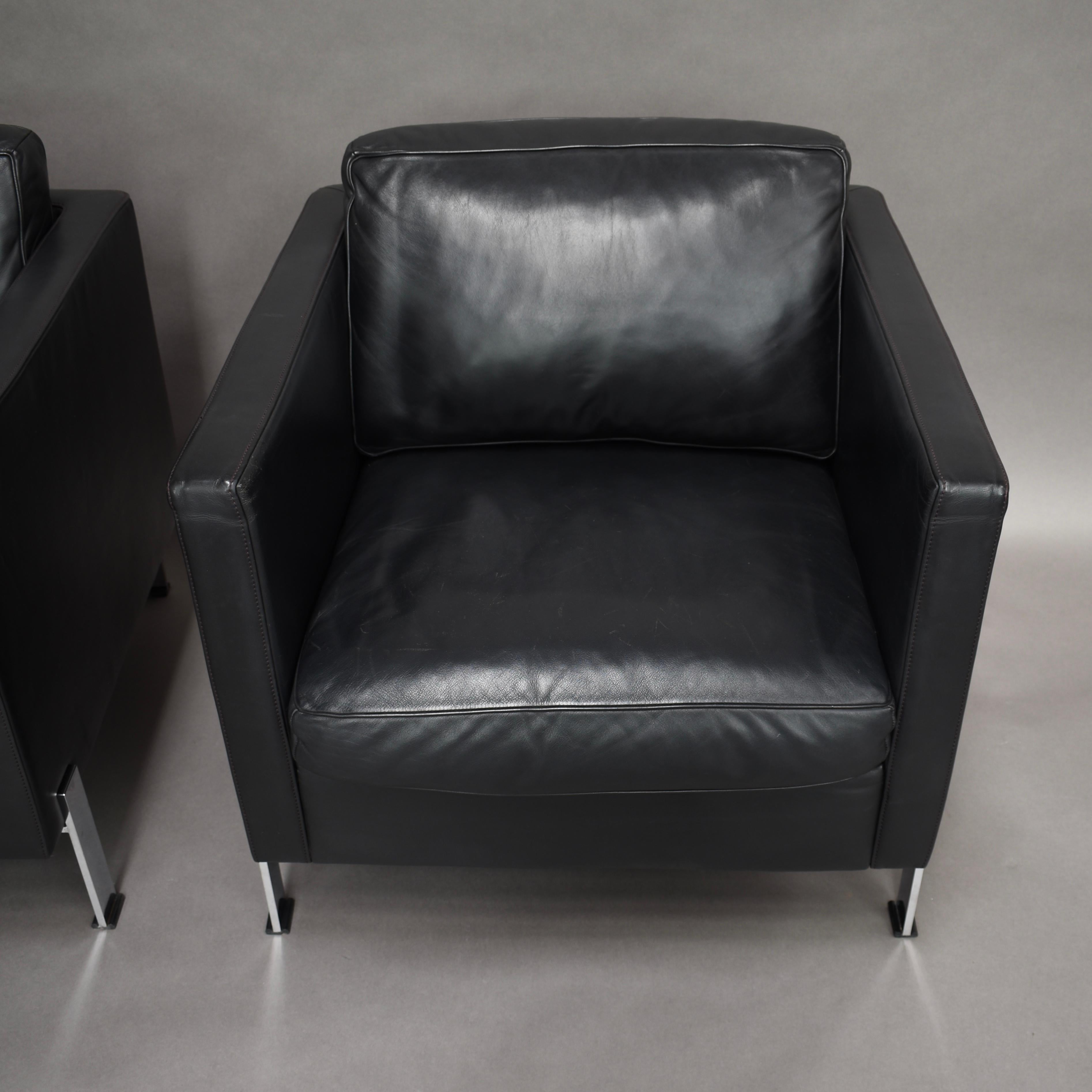 Late 20th Century De Sede DS-118 Black Leather Lounge Armchairs, Switzerland