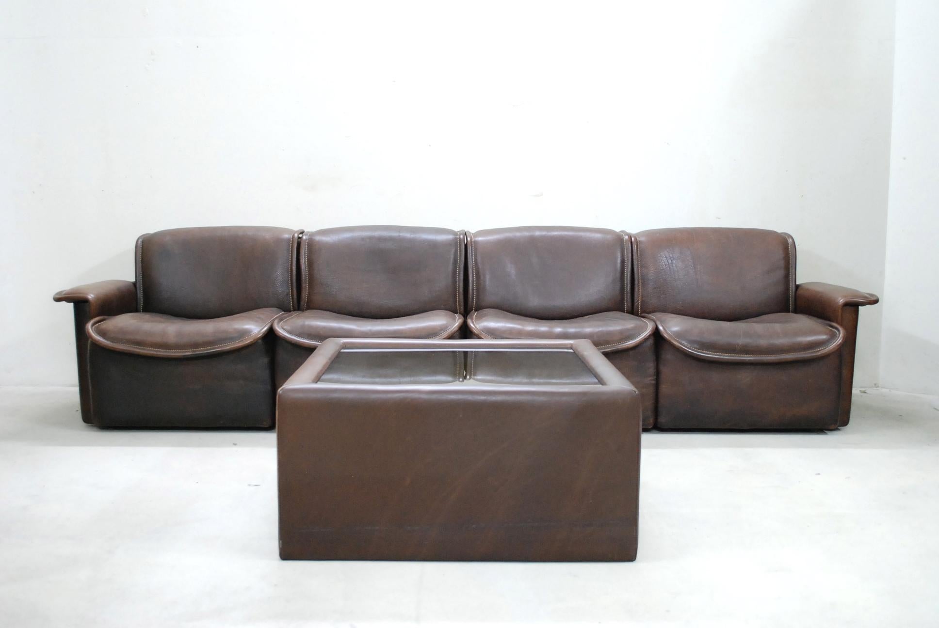 De Sede DS 12 Modular Vintage Neck Leather Sofa Brown and Coffee Table For Sale 1