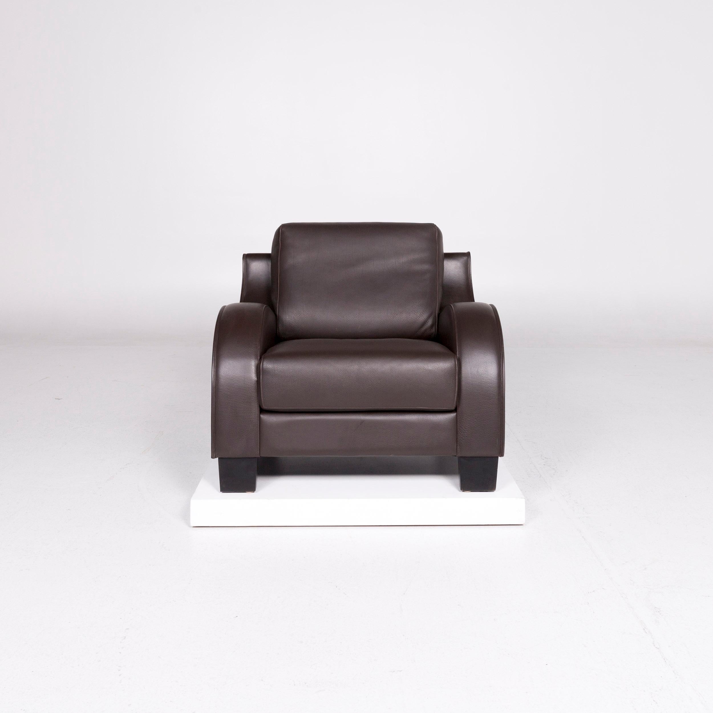 We bring to you a De Sede DS 122-01 leather armchair brown.
   
 
 Product measurements in centimeters:
 
 Depth 91
Width 89
Height 80
Seat-height 44
Rest-height 55
Seat-depth 54
Seat-width 58
Back-height 37.