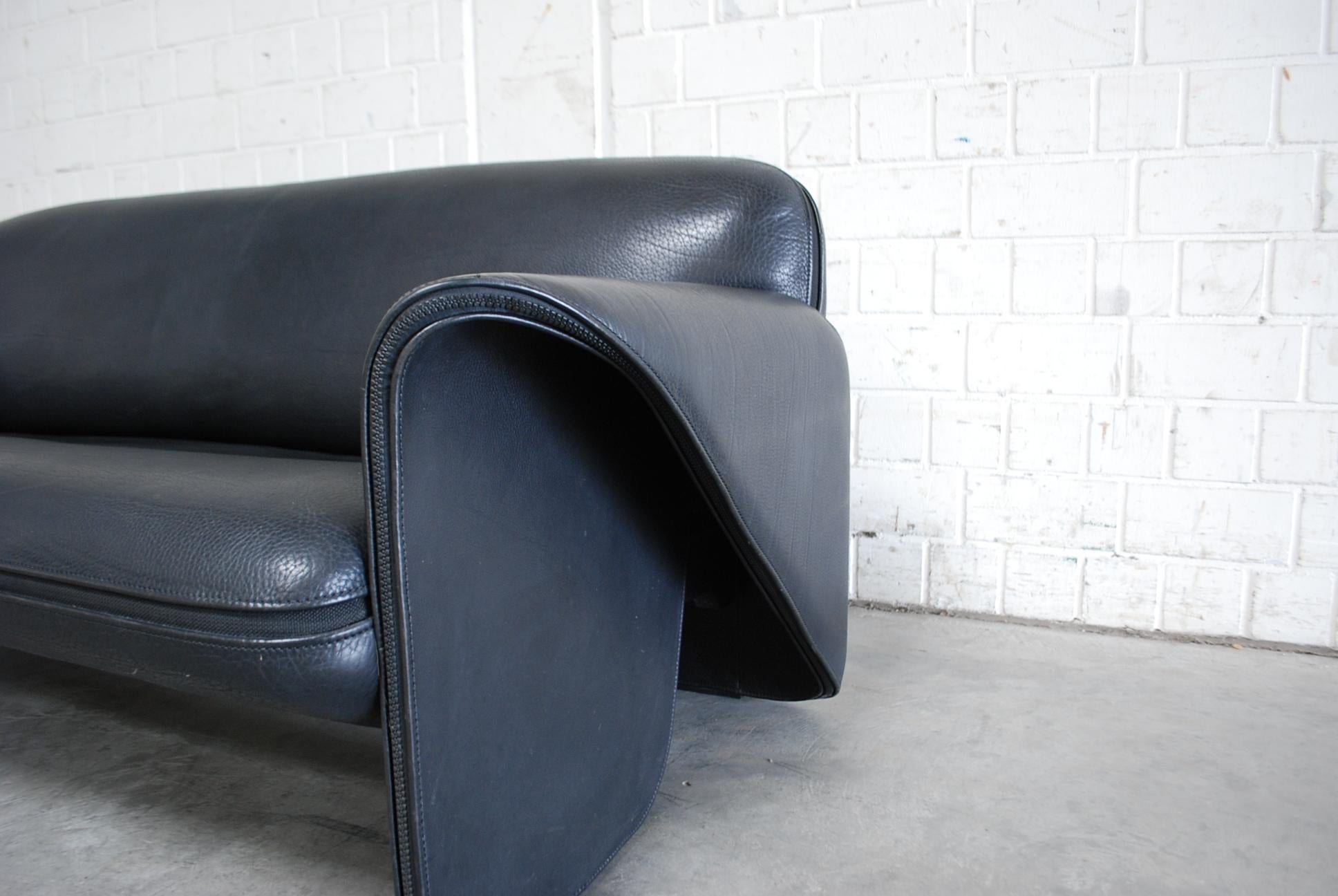 De Sede DS 125 Gerd Lange Neck Leather Sofa Black 3