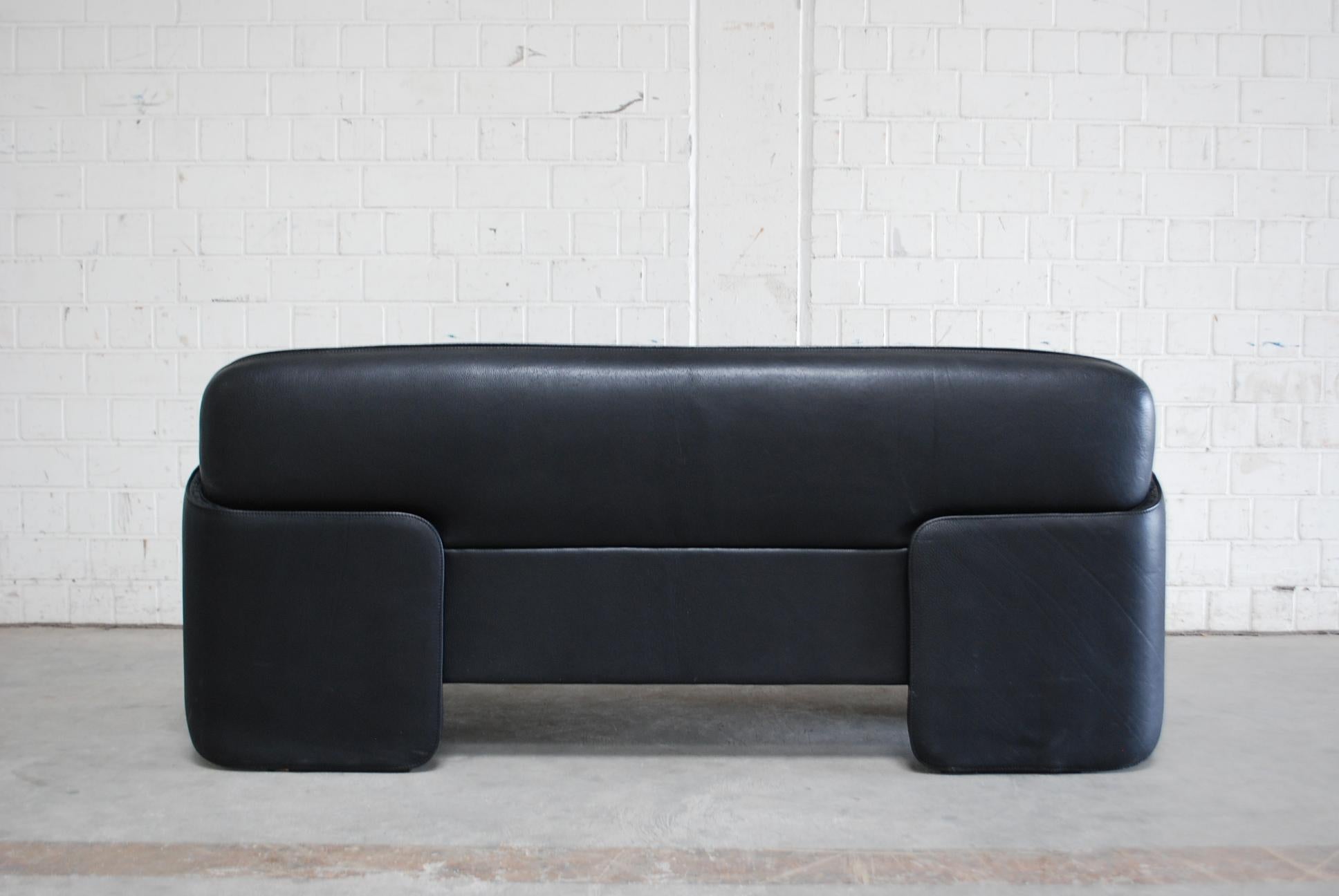 De Sede DS 125 Gerd Lange Neck Leather Sofa Black 8