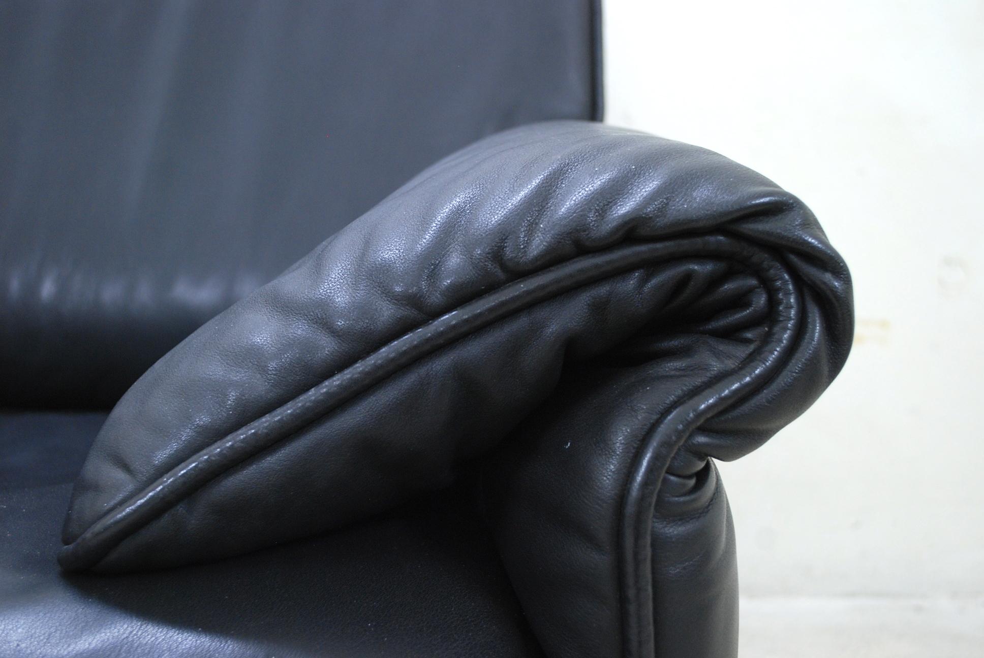 Wood De Sede DS 14 Black Leather Sofa