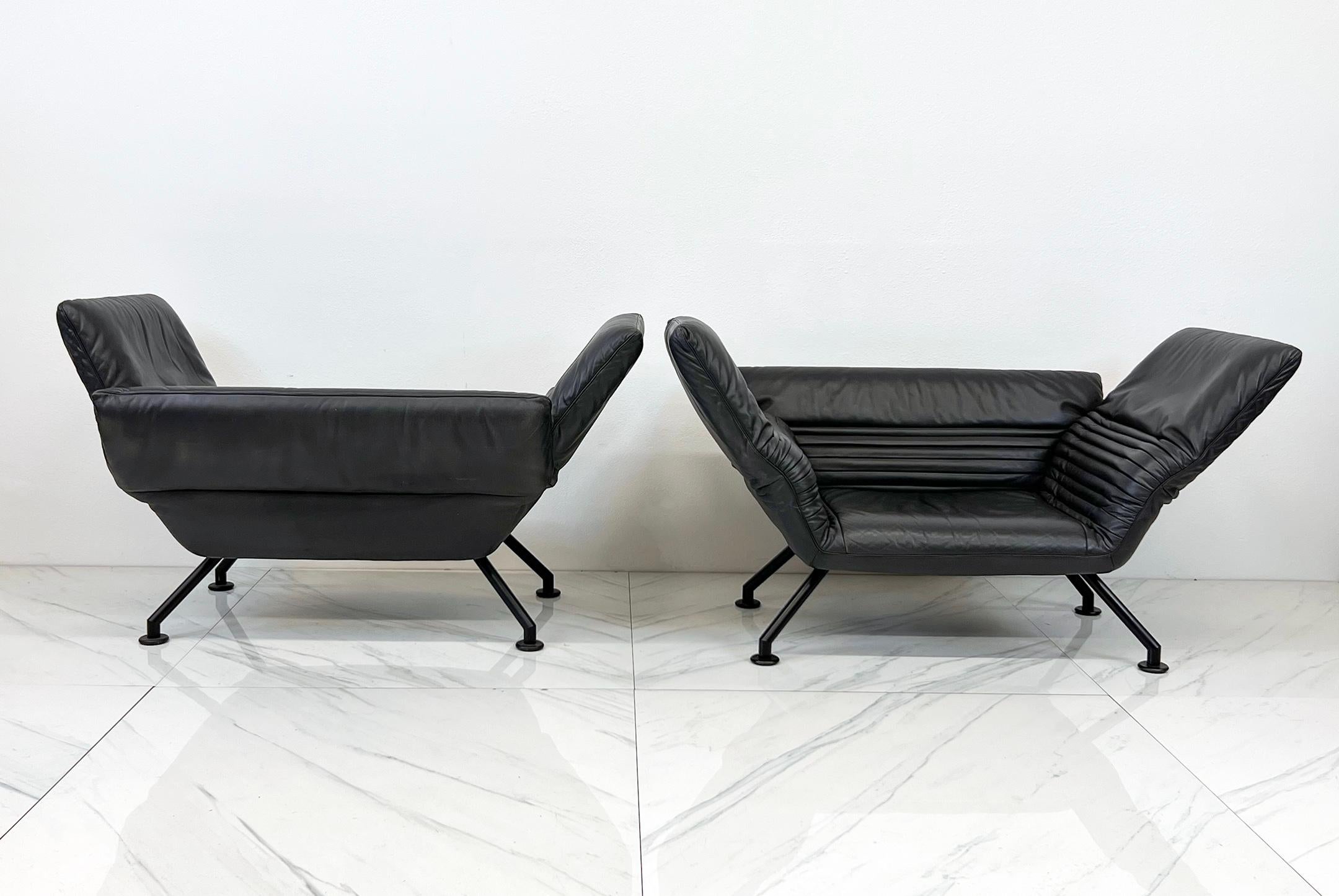 De Sede DS-142 Chairs in Gray Leather, A Pair, Winfried Totzek, 1980's In Good Condition For Sale In Culver City, CA