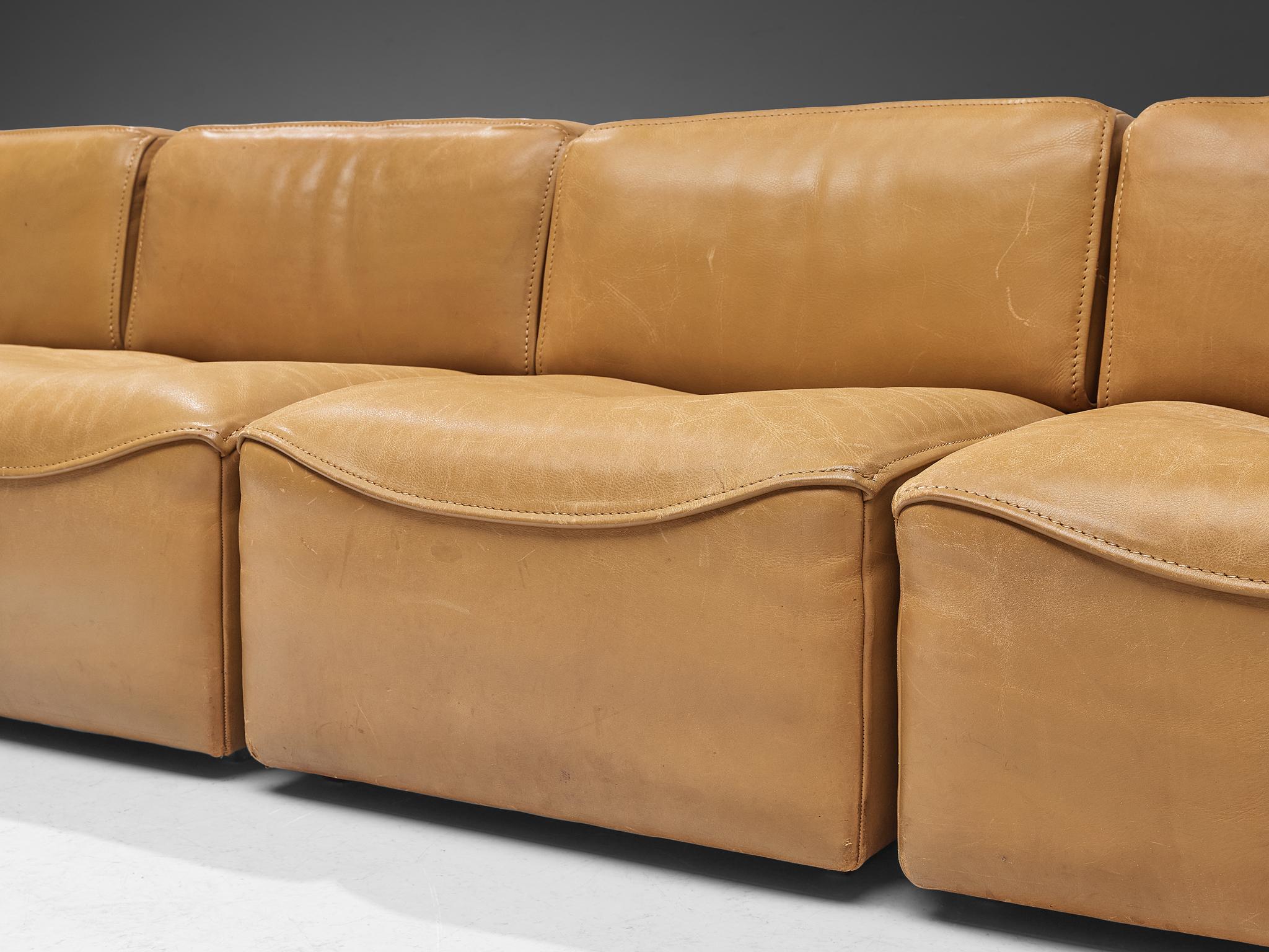 De Sede ‘DS-15’ Modular Sofa in Caramel Leather 5