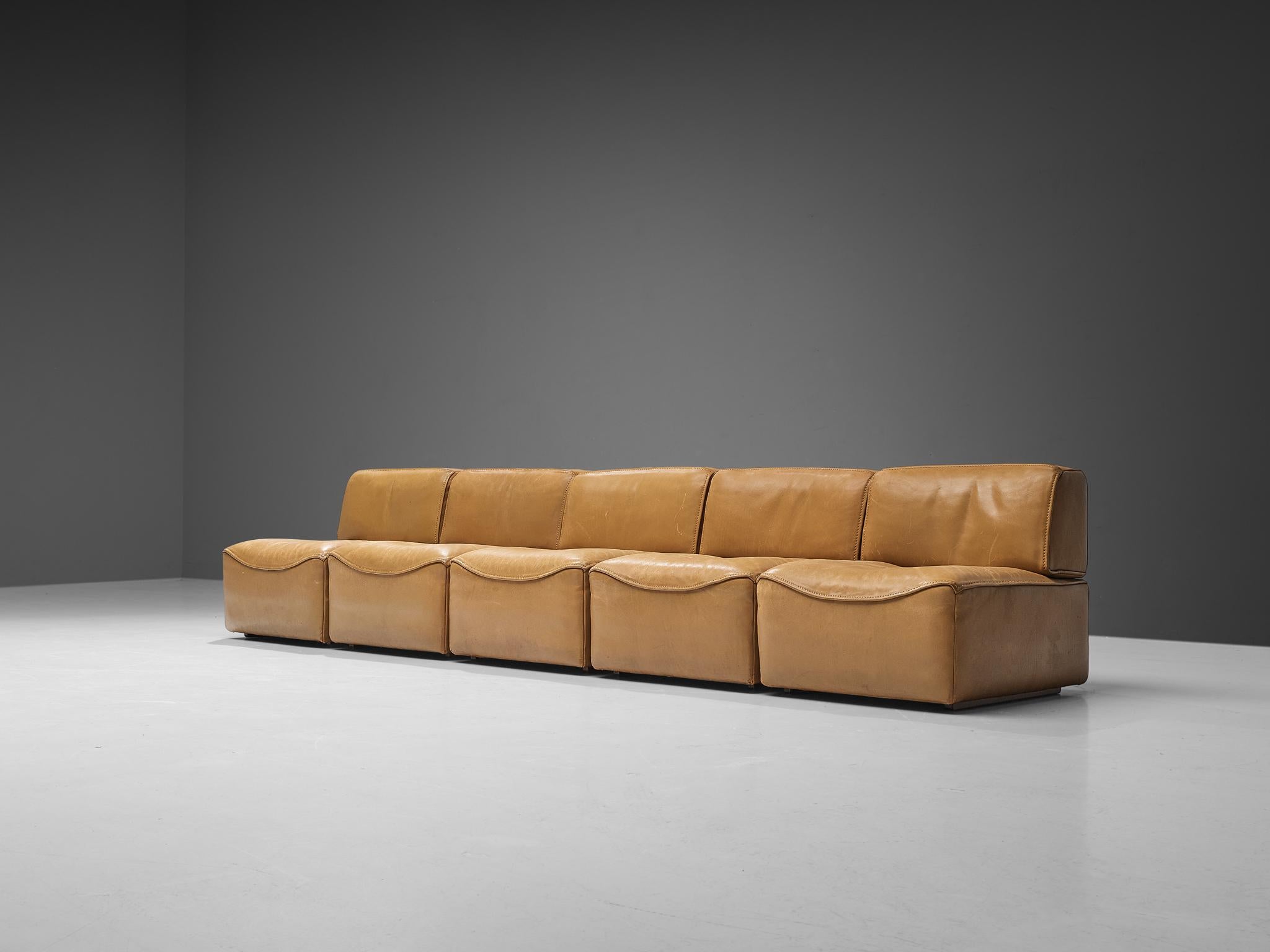 De Sede ‘DS-15’ Modular Sofa in Caramel Leather In Good Condition In Waalwijk, NL