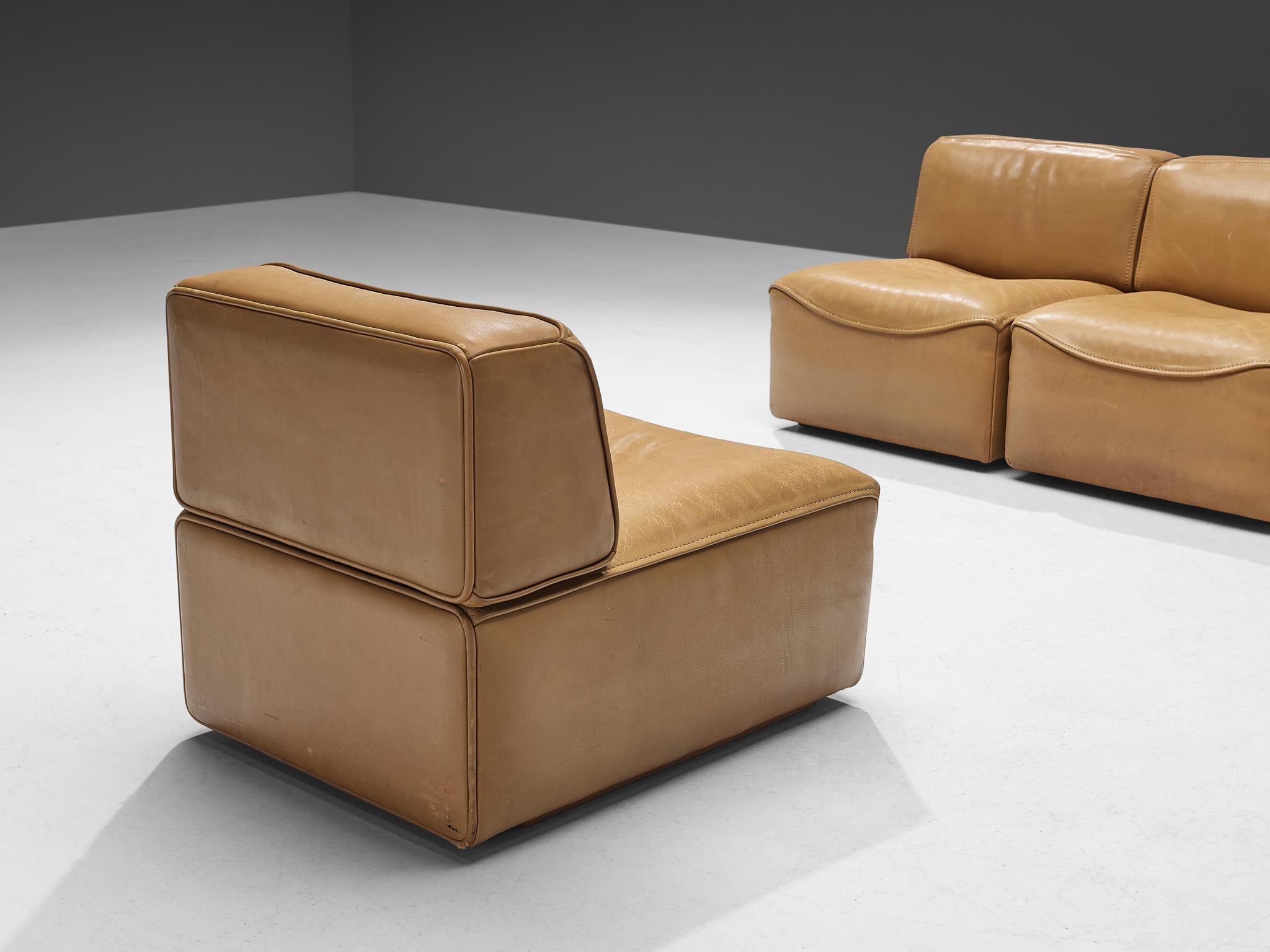 De Sede ‘DS-15’ Modular Sofa in Caramel Leather 3