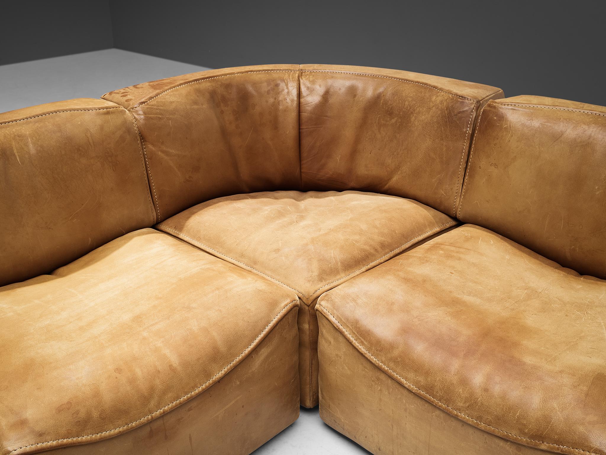 De Sede ‘DS-15’ Modular Sofa in Patinated Cognac Leather 6