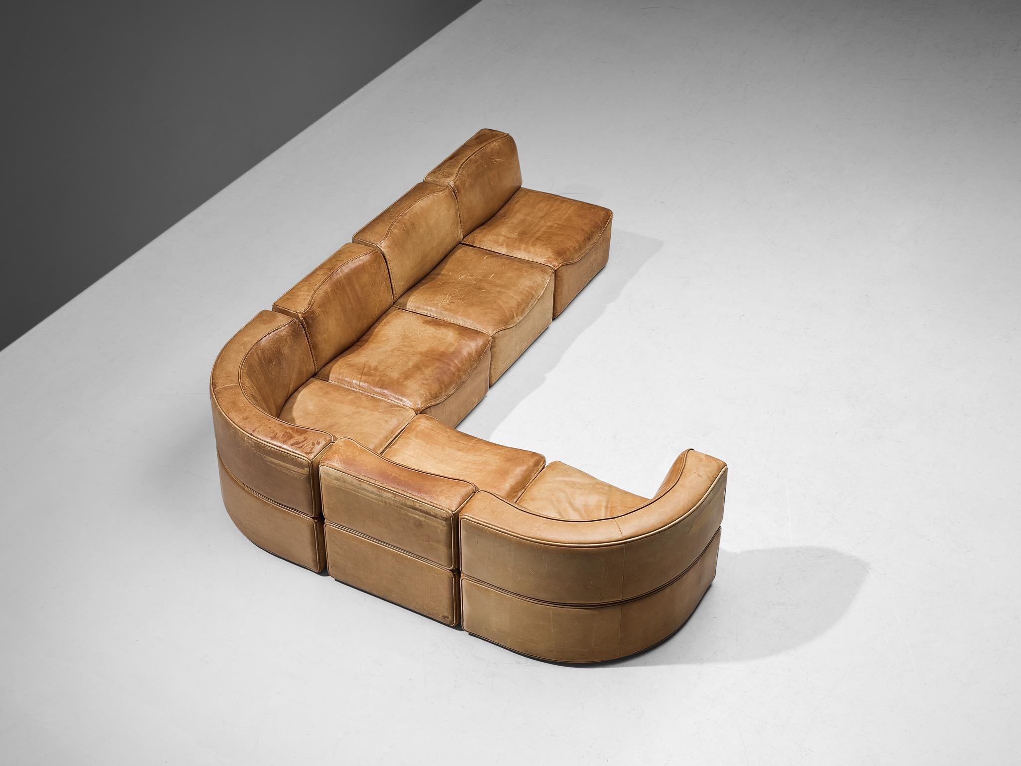 De Sede ‘DS-15’ Modular Sofa in Patinated Cognac Leather In Good Condition In Waalwijk, NL