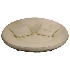 De Sede DS 152 Oval White Leather Sofa by Jane Worthington for De Sede