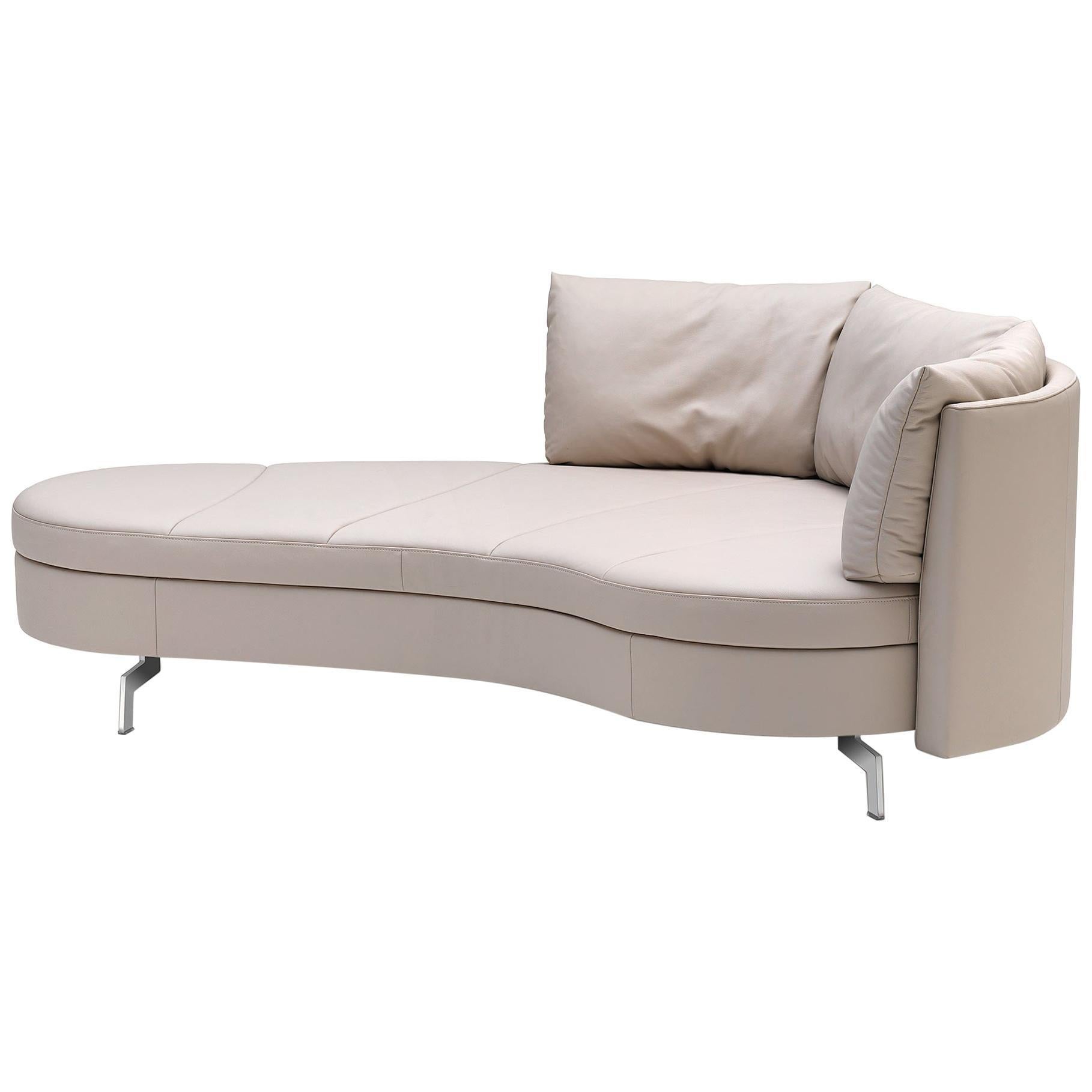 De Sede DS-167 Sofa with Movable Backrest in Perla Upholstery by Hugo de Ruiter For Sale
