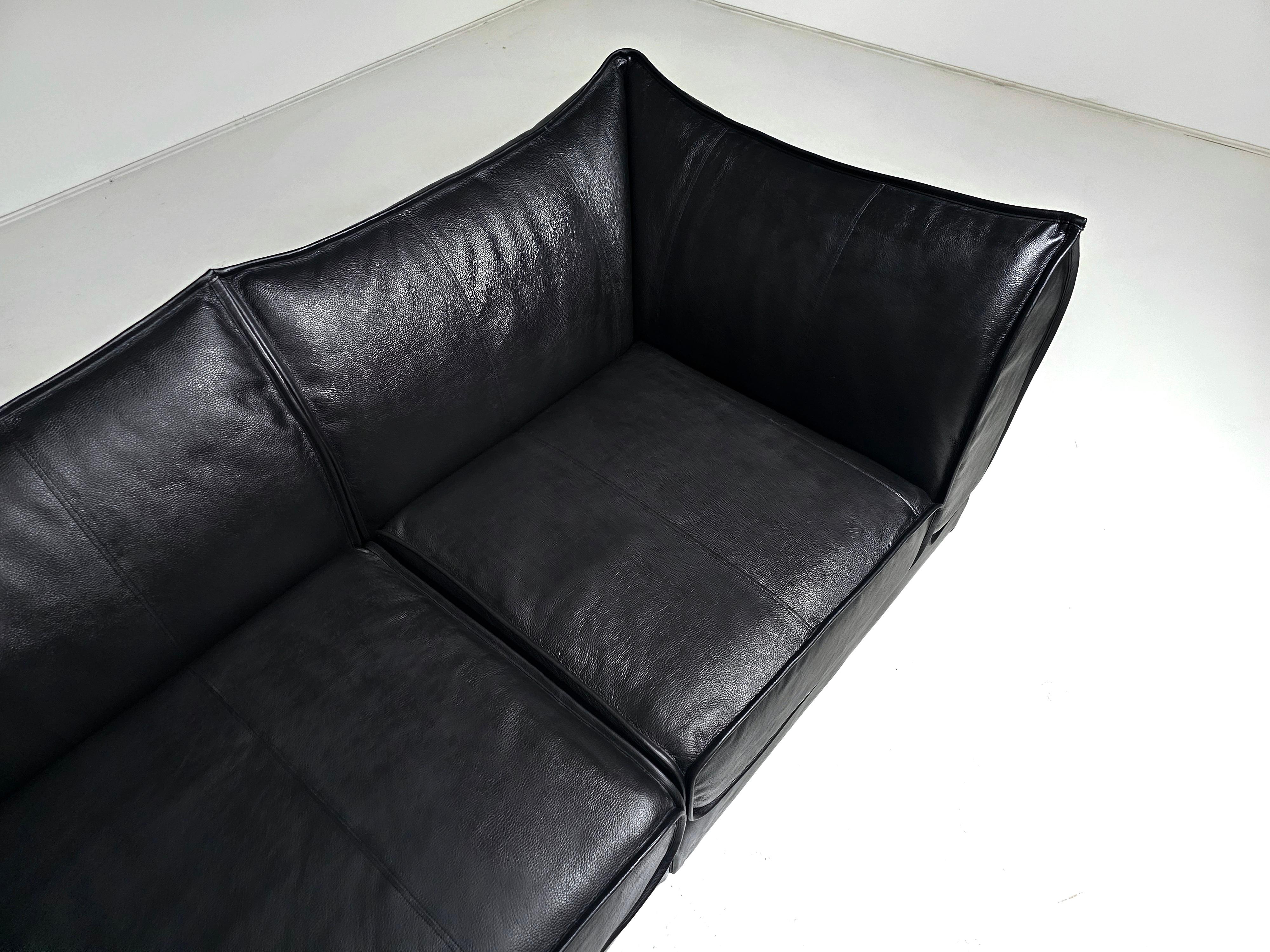 De Sede DS-19 Schwarzes 4-Sitzer-Sofa „Pagoda“ aus Leder, schwarz, 1970er Jahre (Europäisch) im Angebot