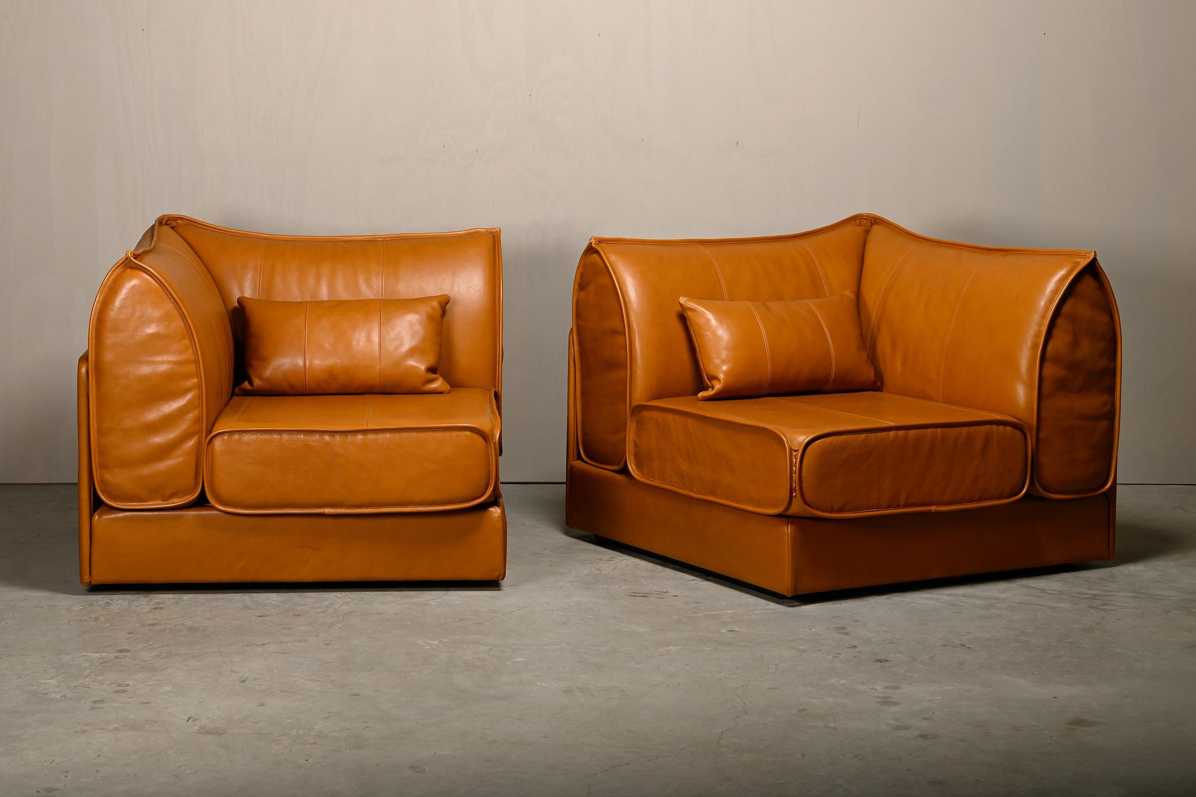 De Sede DS-19 model 'Pagoda' modular Sofa in Cognac Leather In Excellent Condition For Sale In Amsterdam, NL