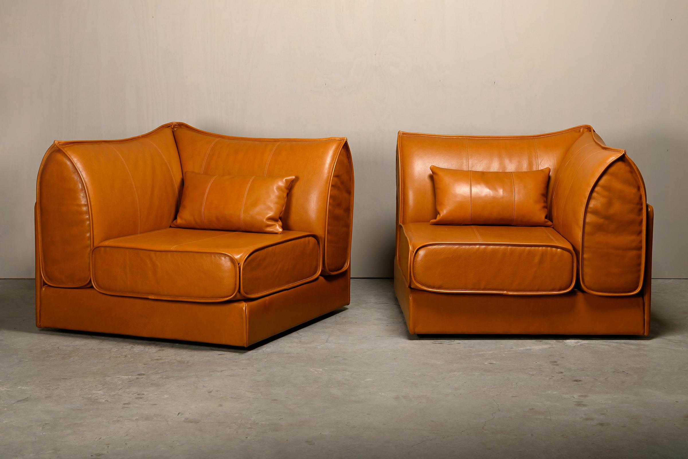 Late 20th Century De Sede DS-19 model 'Pagoda' modular Sofa in Cognac Leather For Sale