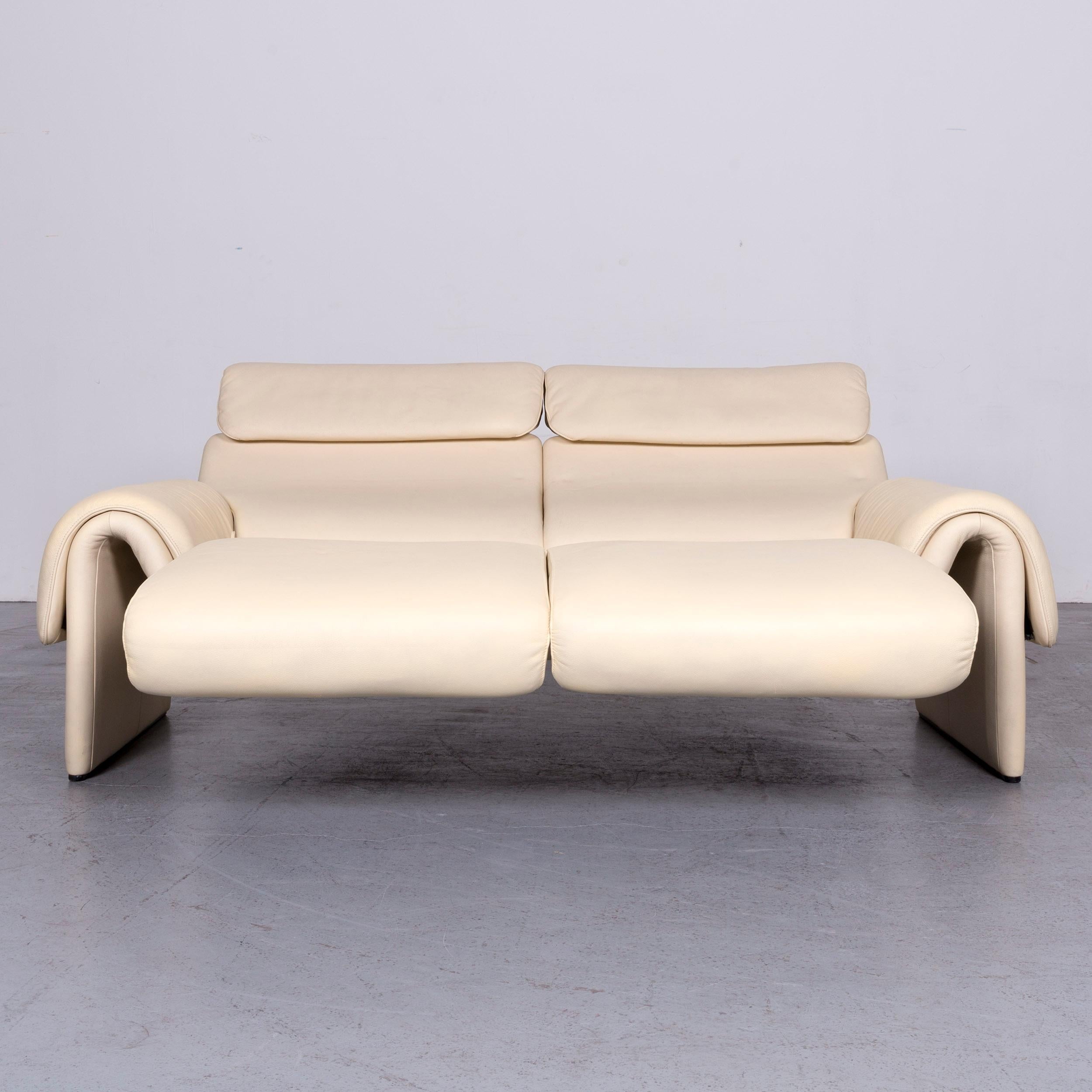 De Sede DS 2000 Designer Sofa Crème Leather Relax Function Couch In Good Condition In Cologne, DE