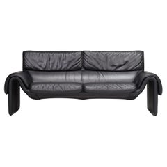 De Sede DS-2011 Two-seat Sofa in Black Leather, Switzerland - circa 1980-90