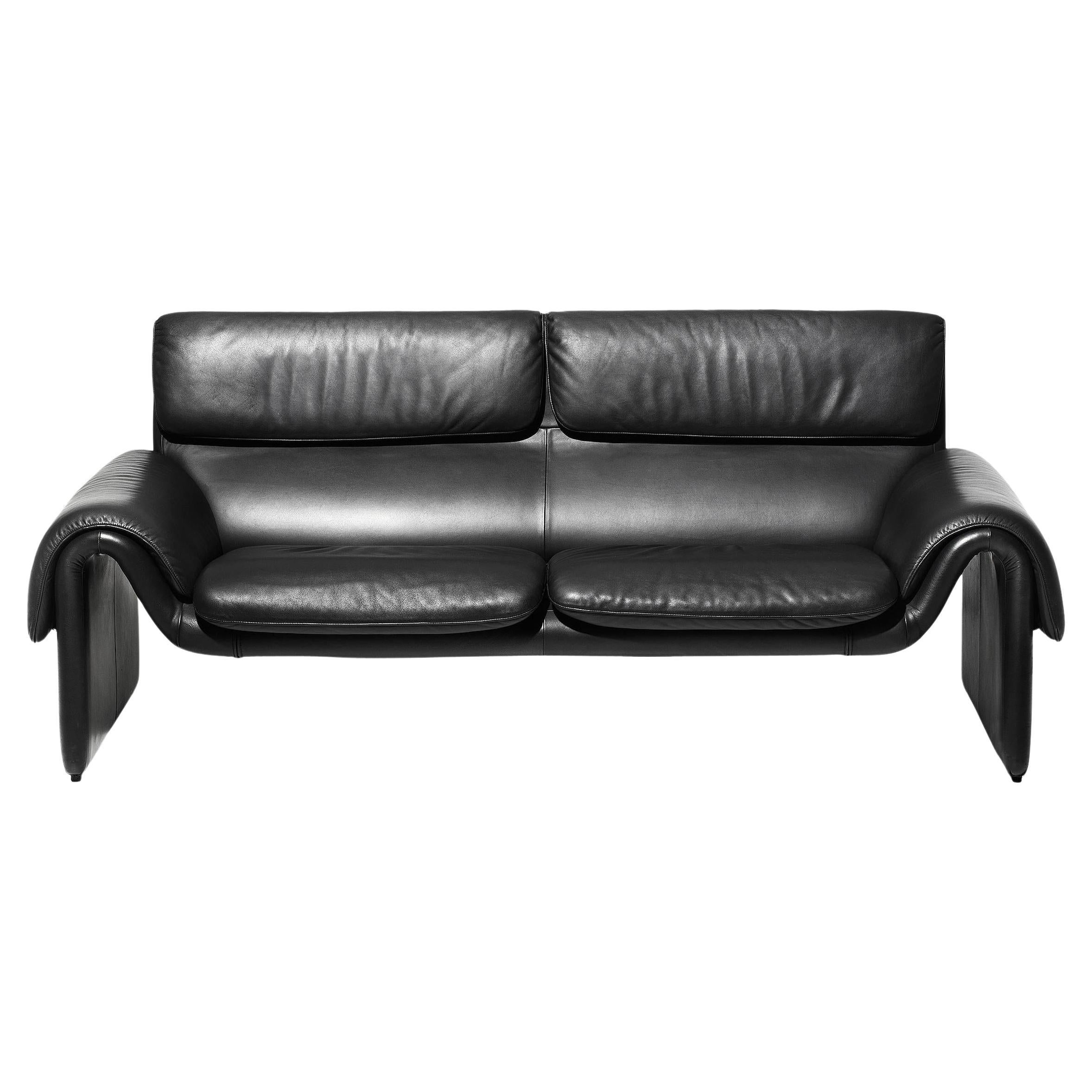 De Sede DS-2011 Two-Seat Sofa in Black Upholstery by De Sede Design Team For Sale