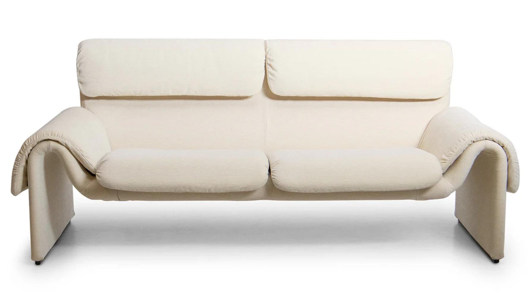 Svizzero Divano a due posti De Sede DS-2011 con rivestimento in neve by De Sede Design Team in vendita