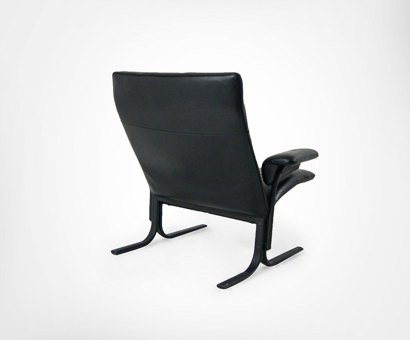 De Sede DS-2030 Sessel und Fußhocker aus schwarzem Leder von Hans Eichenberger im Angebot 3