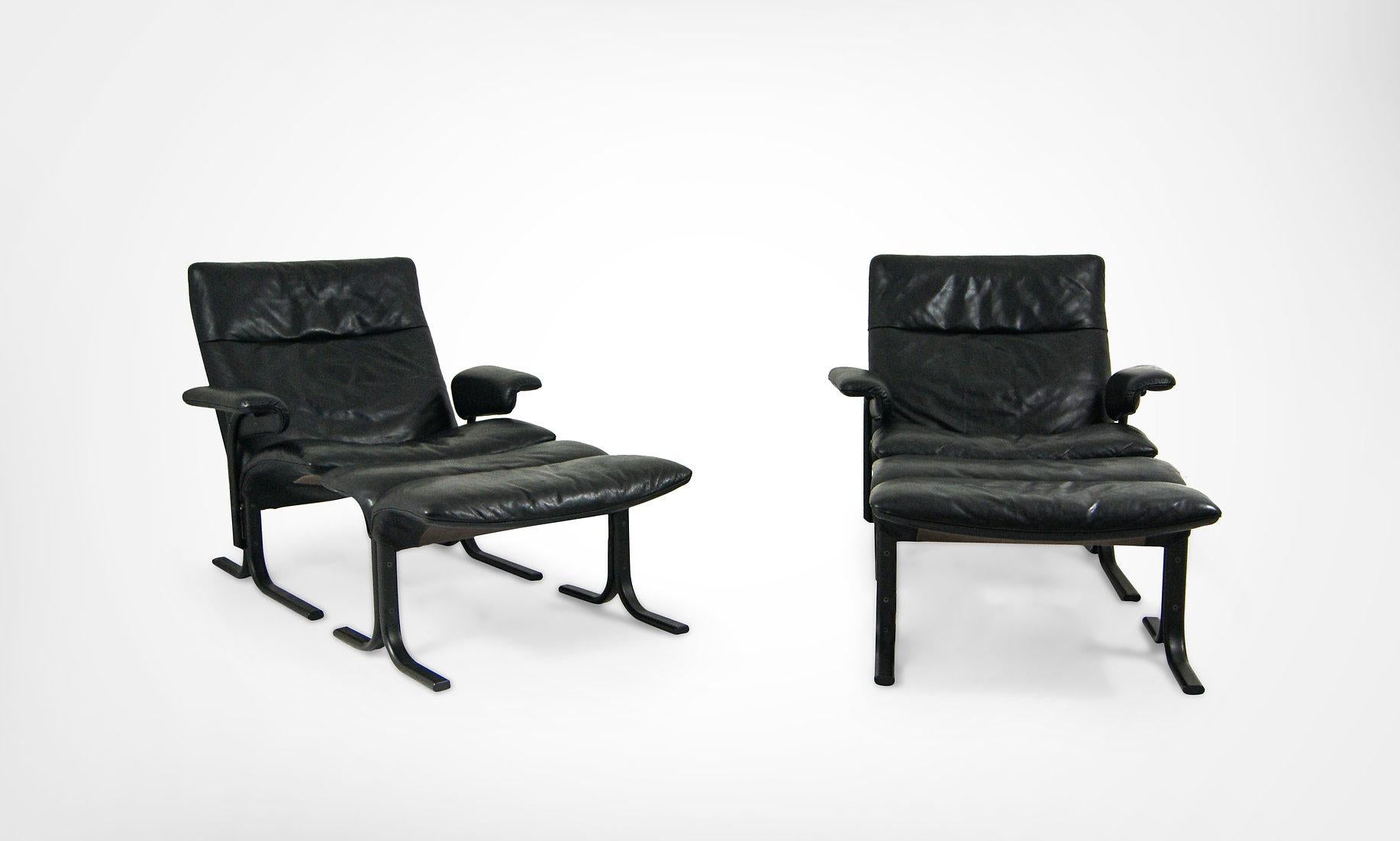 De Sede DS-2030 Sessel und Fußhocker aus schwarzem Leder von Hans Eichenberger (Sonstiges) im Angebot
