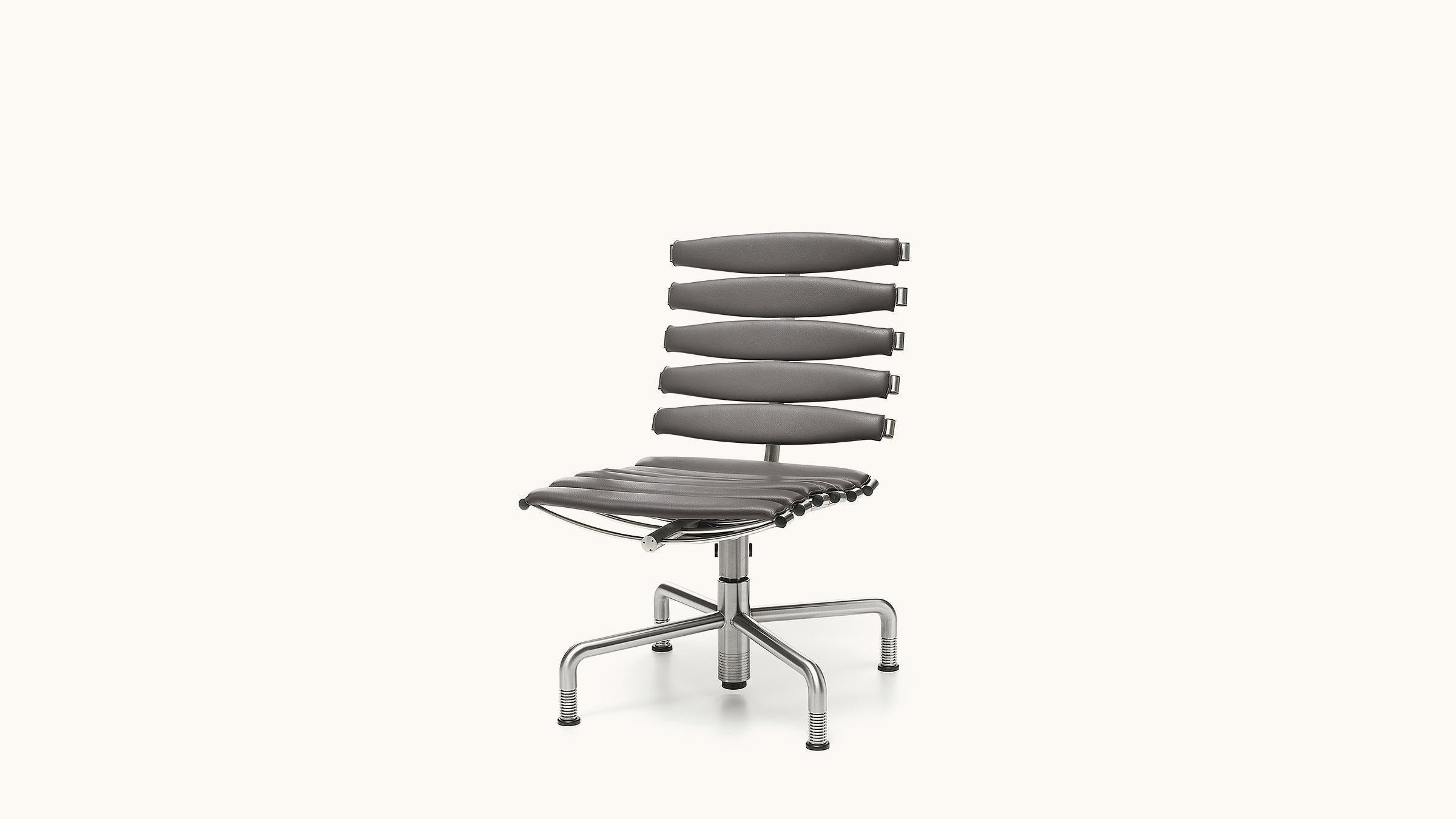 Modern De Sede DS-2100/156 Chair in Umbra Upholstery by De Sede Design Team For Sale