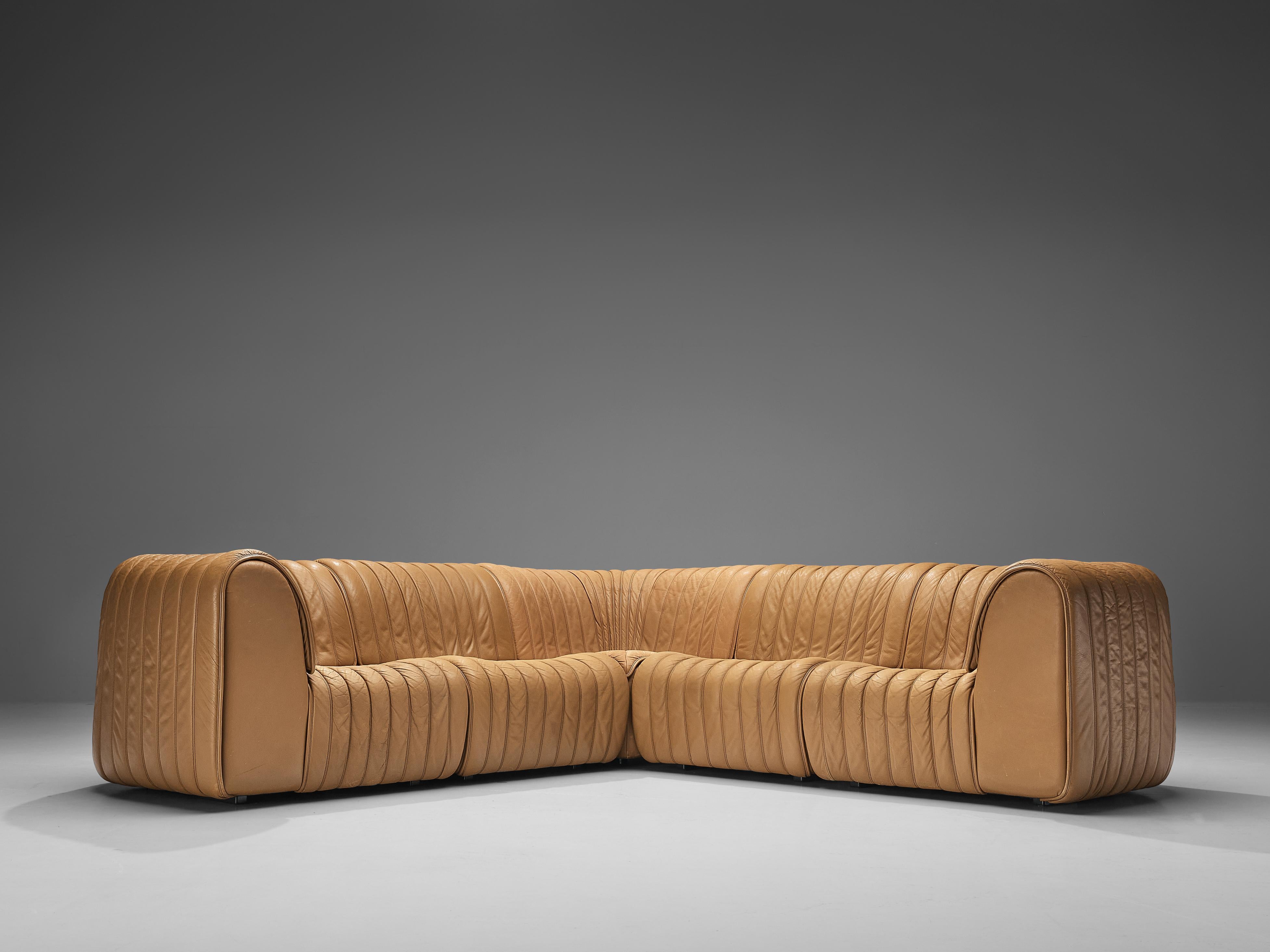 Swiss De Sede ‘DS-22’ Modular Sofa in Caramel Leather