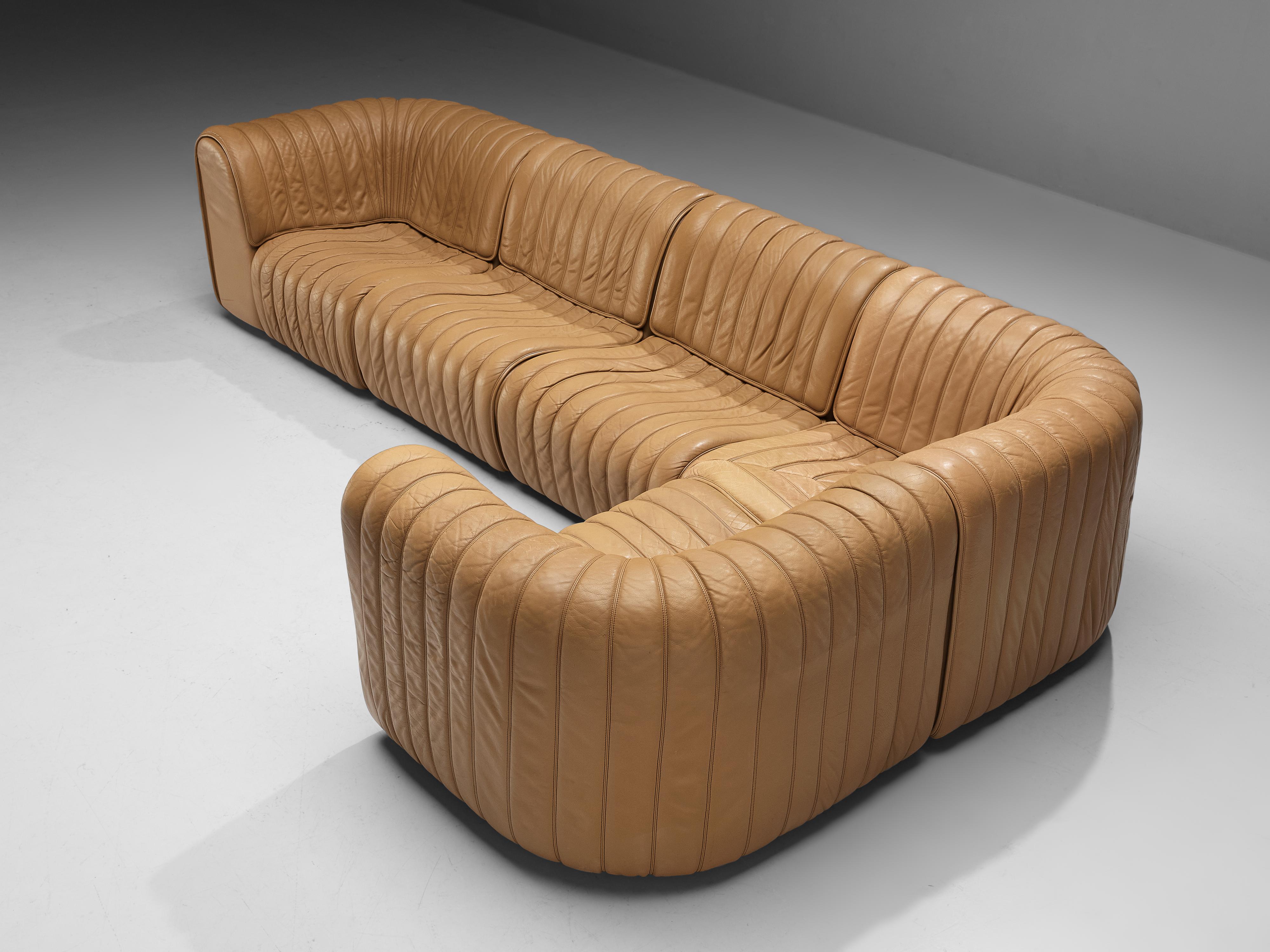 De Sede ‘DS-22’ Modular Sofa in Caramel Leather 1