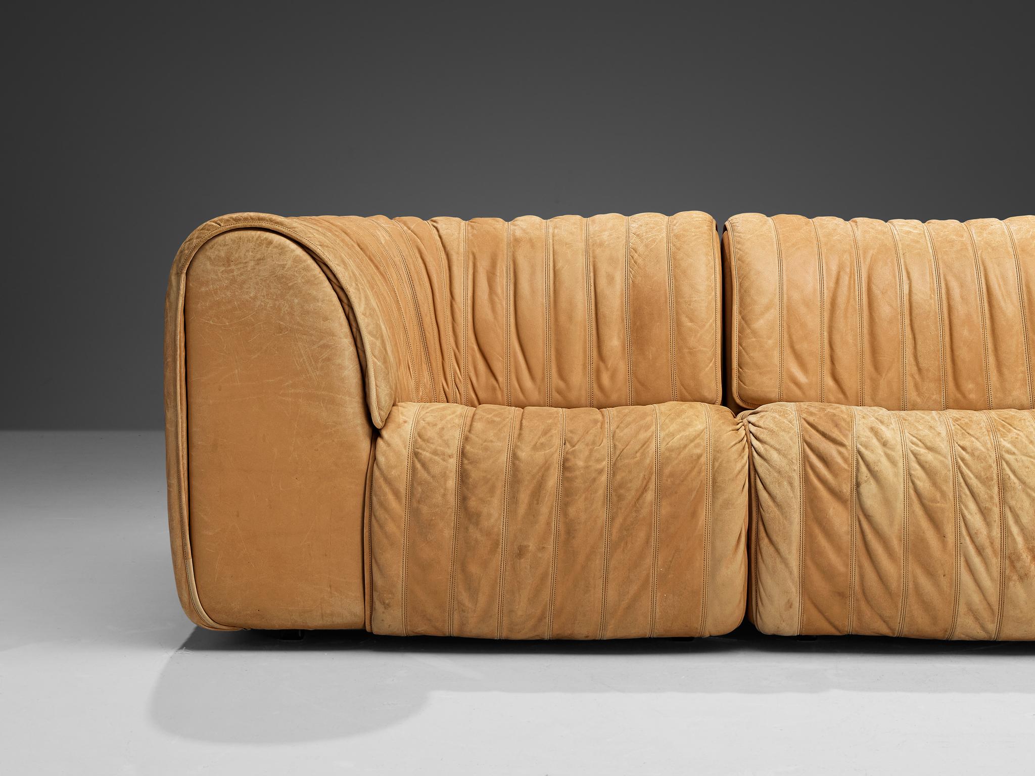 De Sede 'DS-22' Modulares Sofa aus karamellfarbenem Leder  im Angebot 1
