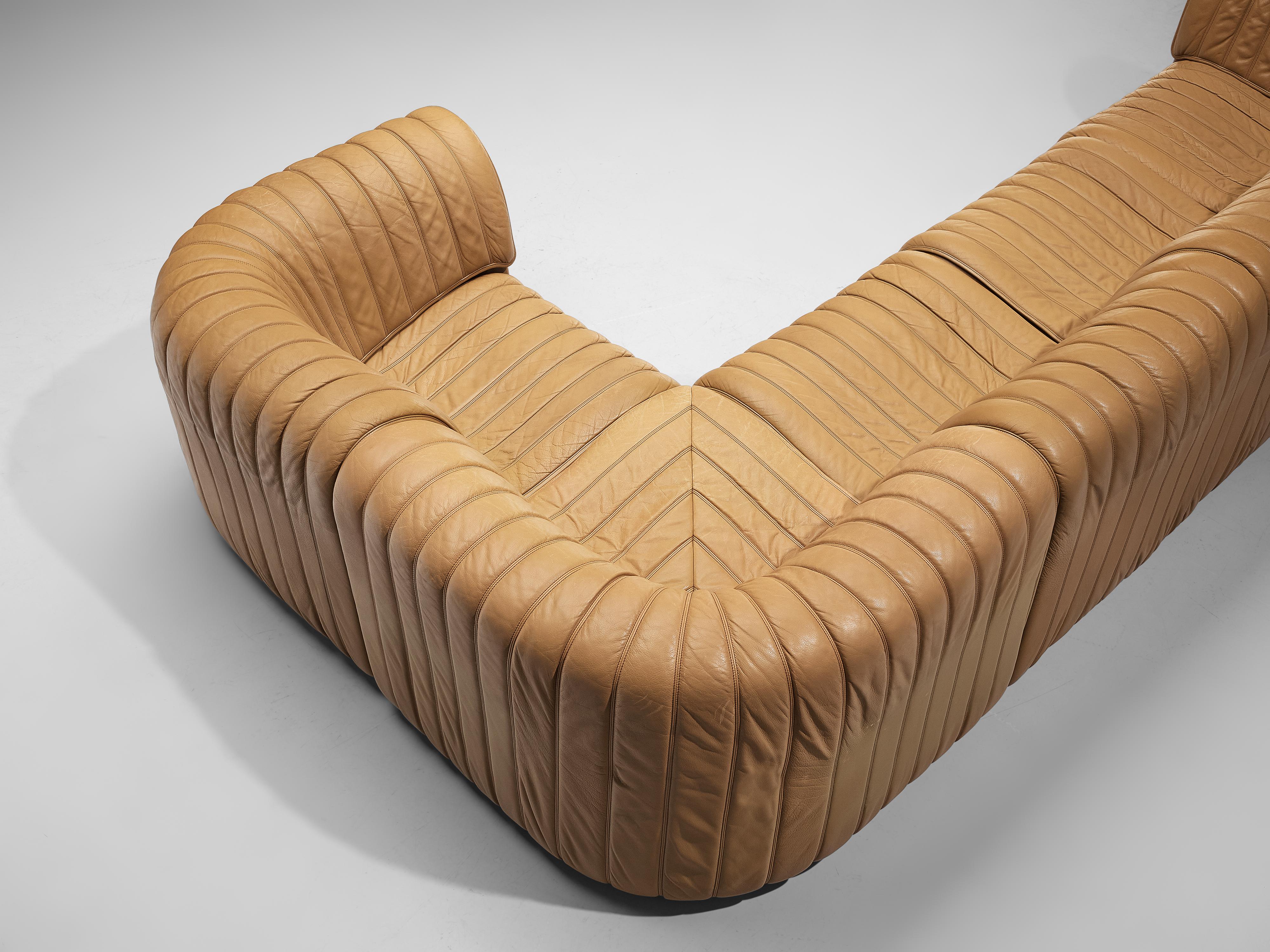 De Sede ‘DS-22’ Modular Sofa in Caramel Leather 2