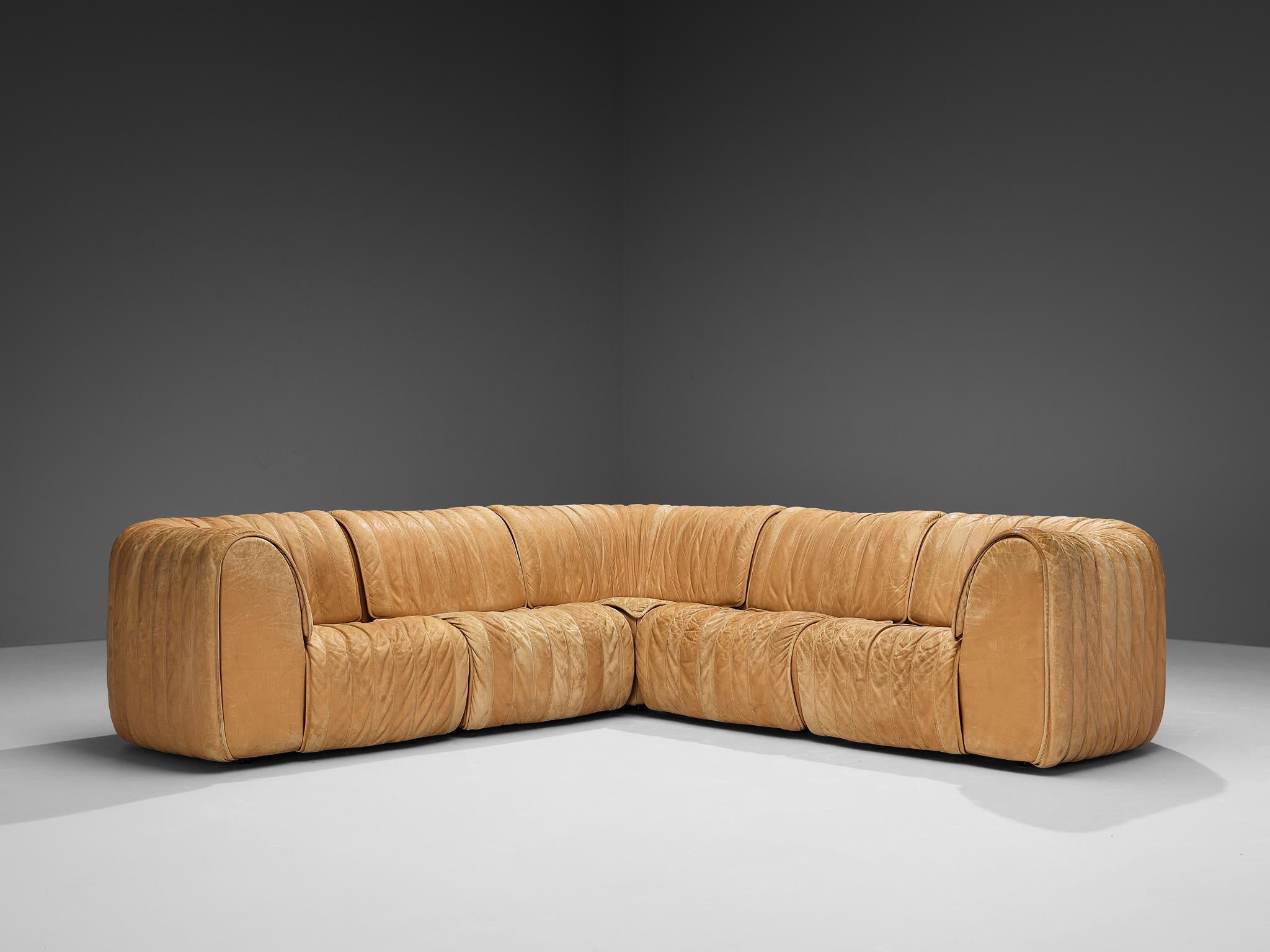 De Sede 'DS-22' Modulares Sofa aus karamellfarbenem Leder  im Angebot 2