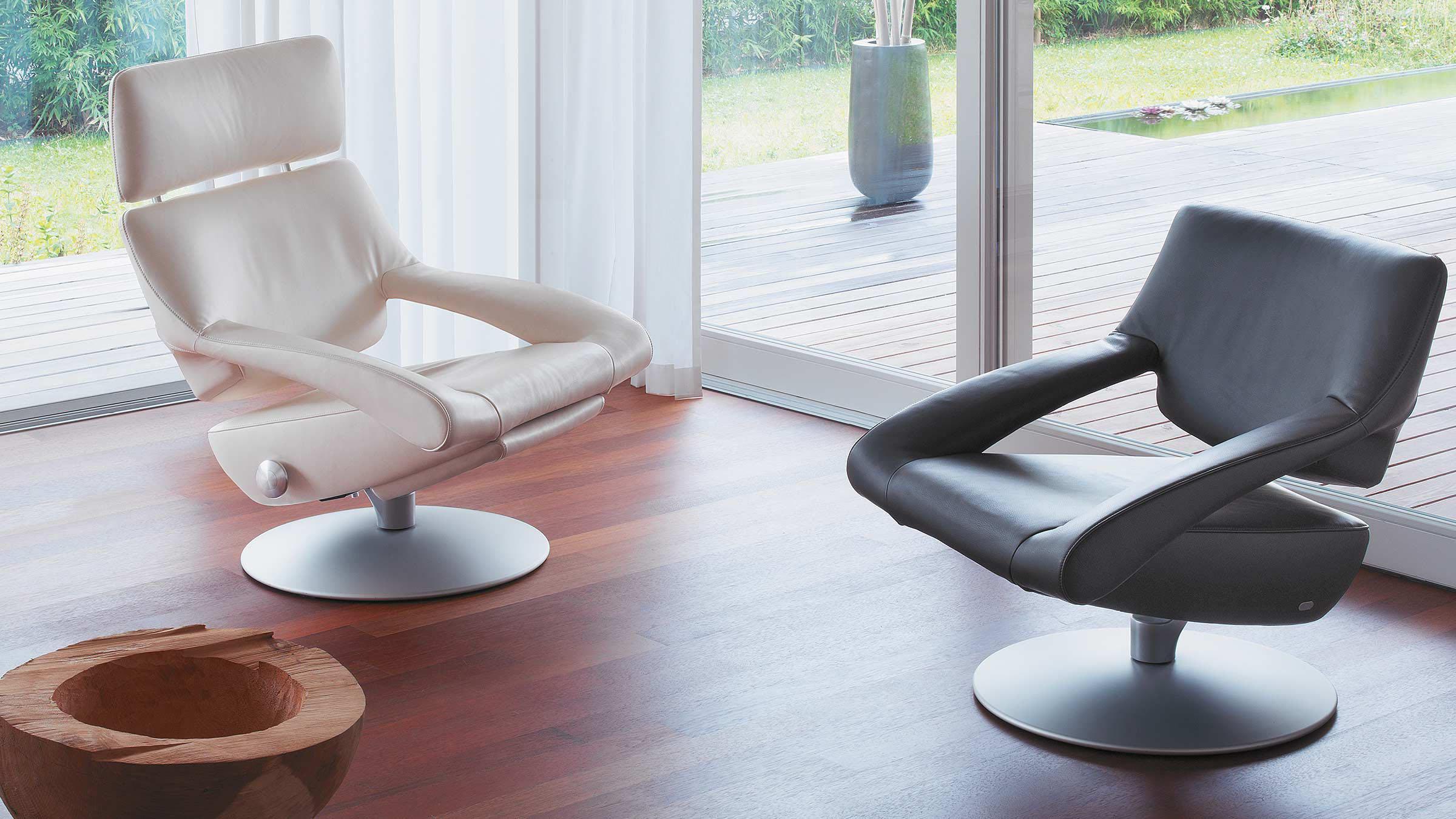 Der Stuhl ist das moderne Einrichtungsobjekt, das die Designer am meisten beschäftigt hat. Kein anderes Möbelstück wurde so sorgfältig getestet, studiert und auf seine Zusammensetzung, seinen Komfort und seine Funktion, sein Herz und seine Lunge hin