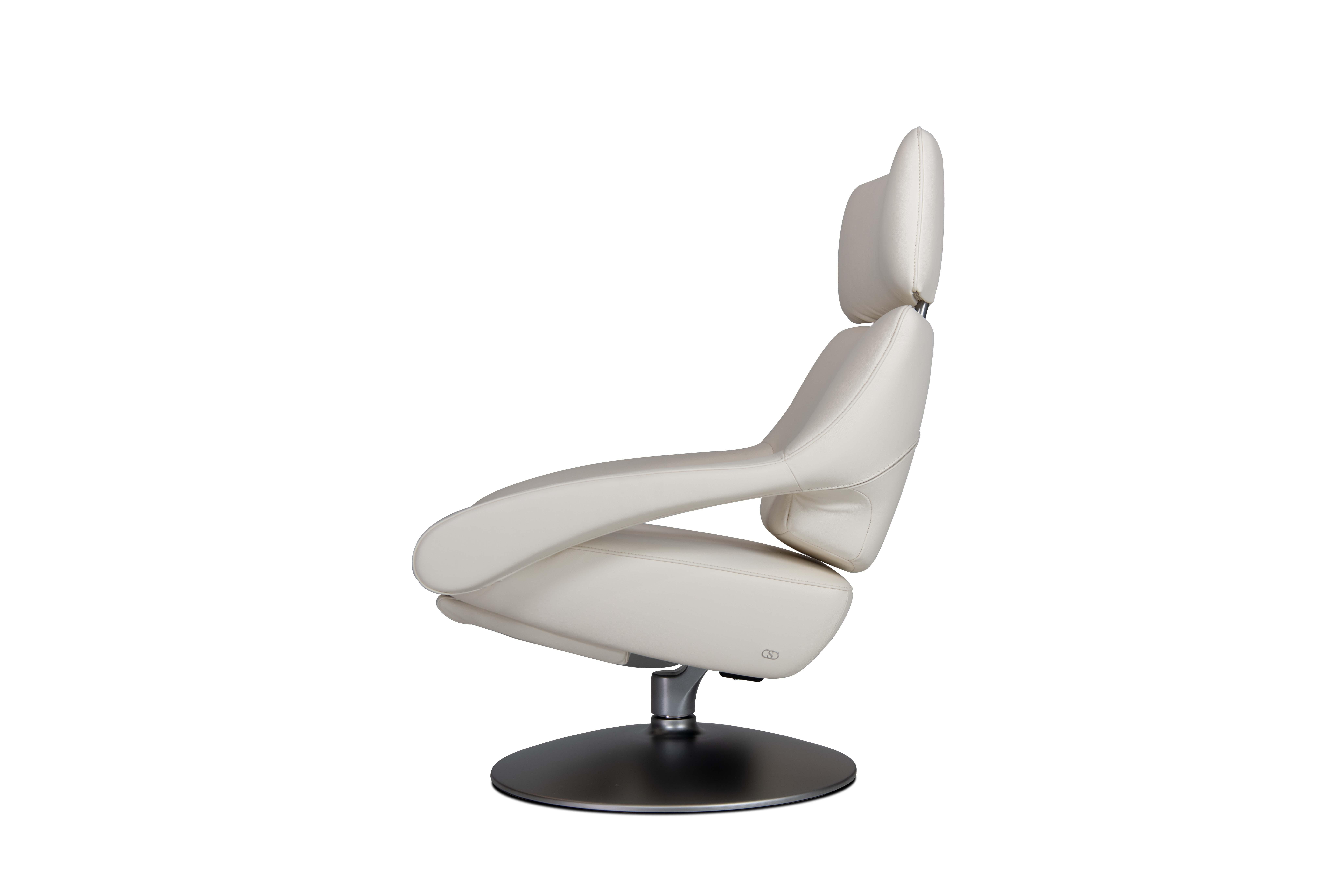 Leather De Sede DS-255 Low Backrest Armchair in Snow Upholstery by De Sede Design Team For Sale