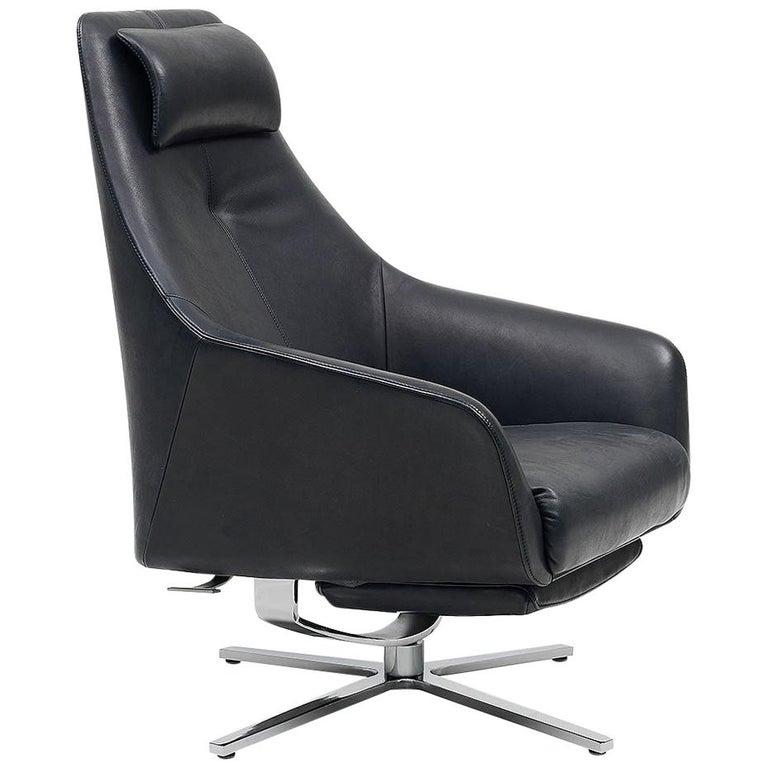 Contemporary De Sede DS-277 Armchair with Footrest in Black Upholstery by Christian Werner For Sale
