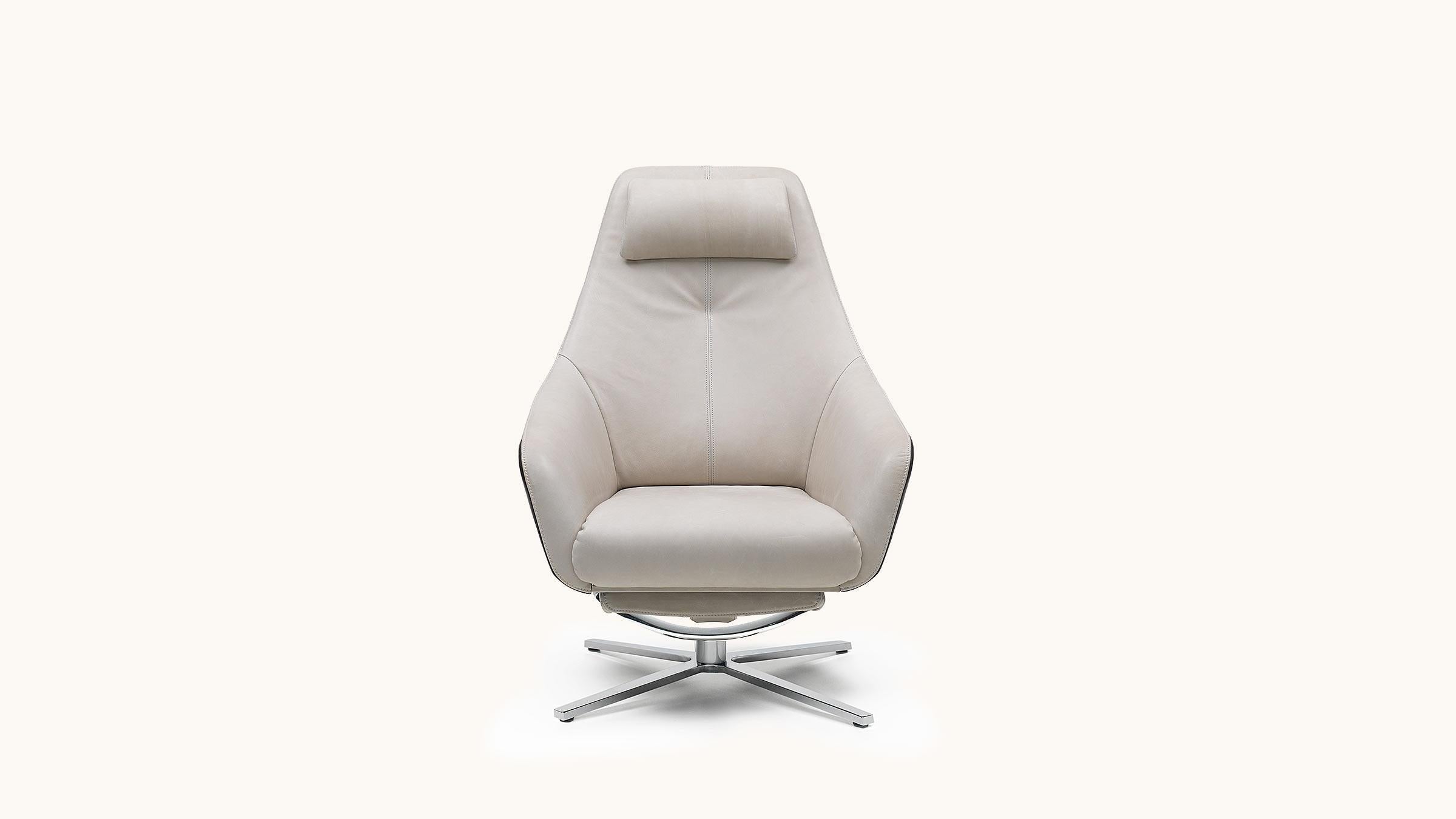 Modern De Sede DS-277 Armchair with Footrest in Off White Upholstery, Christian Werner For Sale