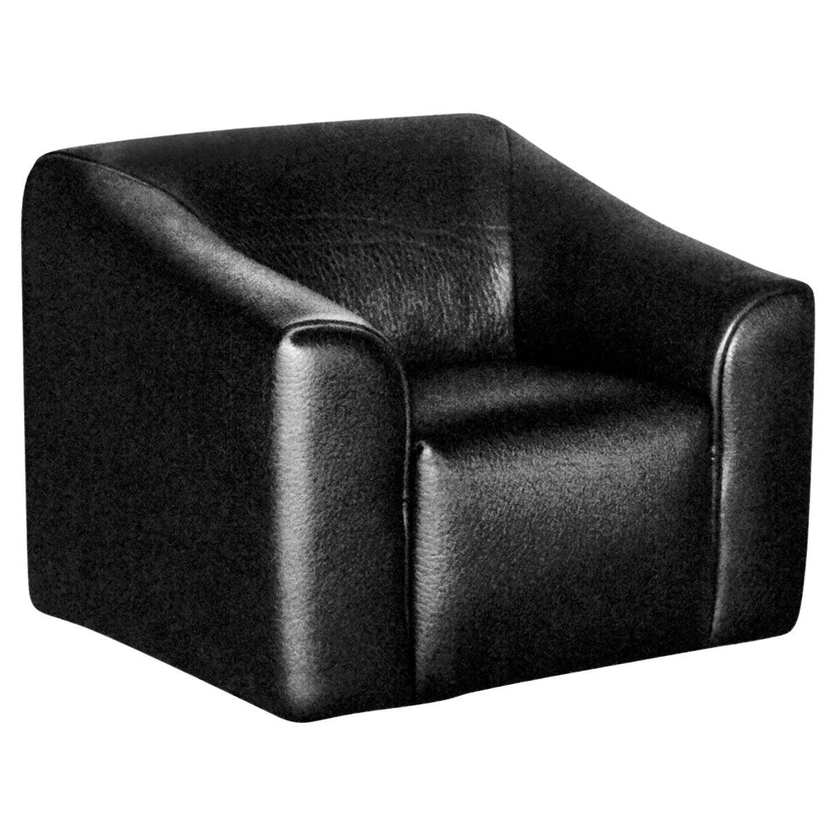De Sede DS-2847 Armchair in Shiny Upholstery by De Sede Design Team For Sale