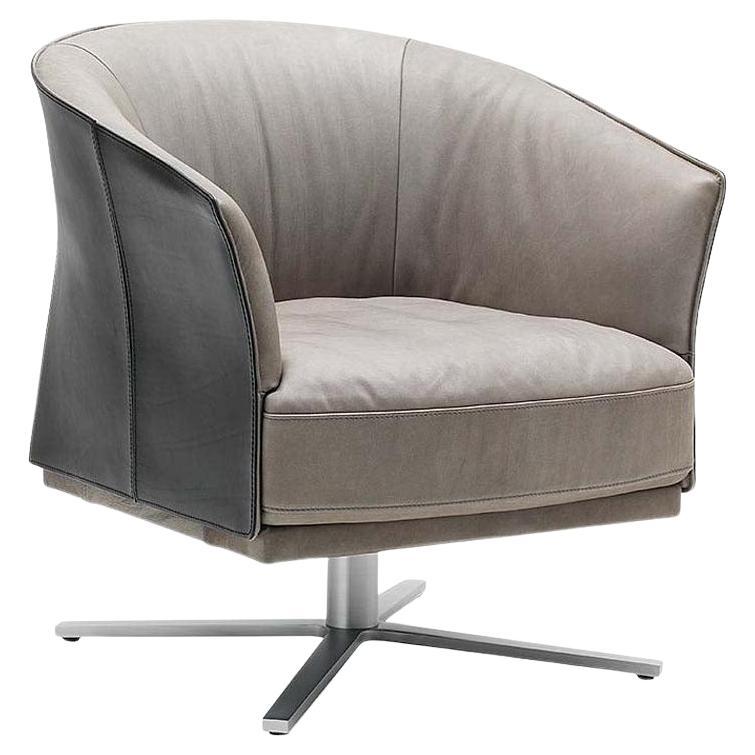 De Sede fauteuil à base étoile pivotante DS-291 en cuir taupe par De Sede Design Team