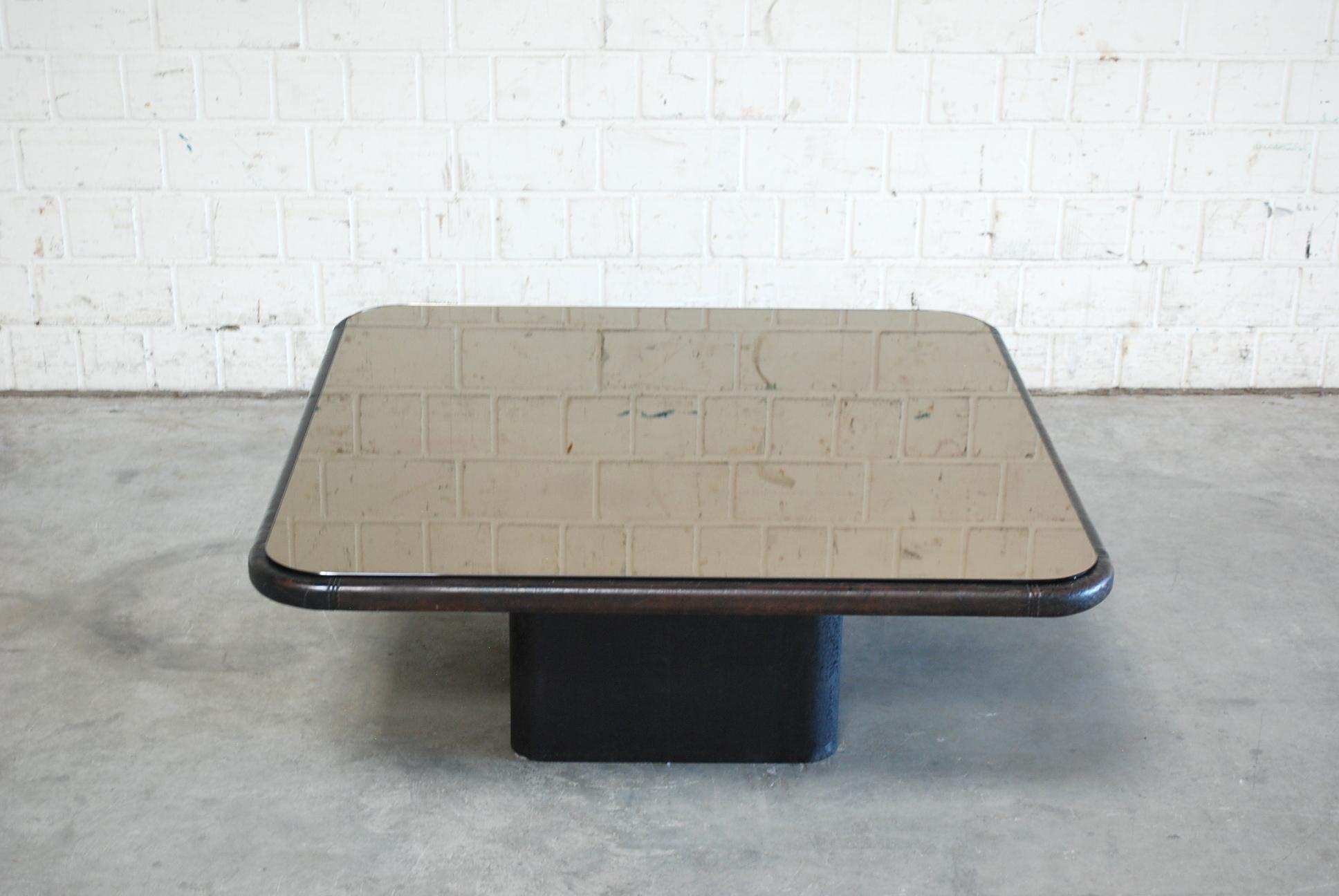 Mid-Century Modern De Sede Ds 3011 Mirror and Leather Coffee Table, 1970 For Sale