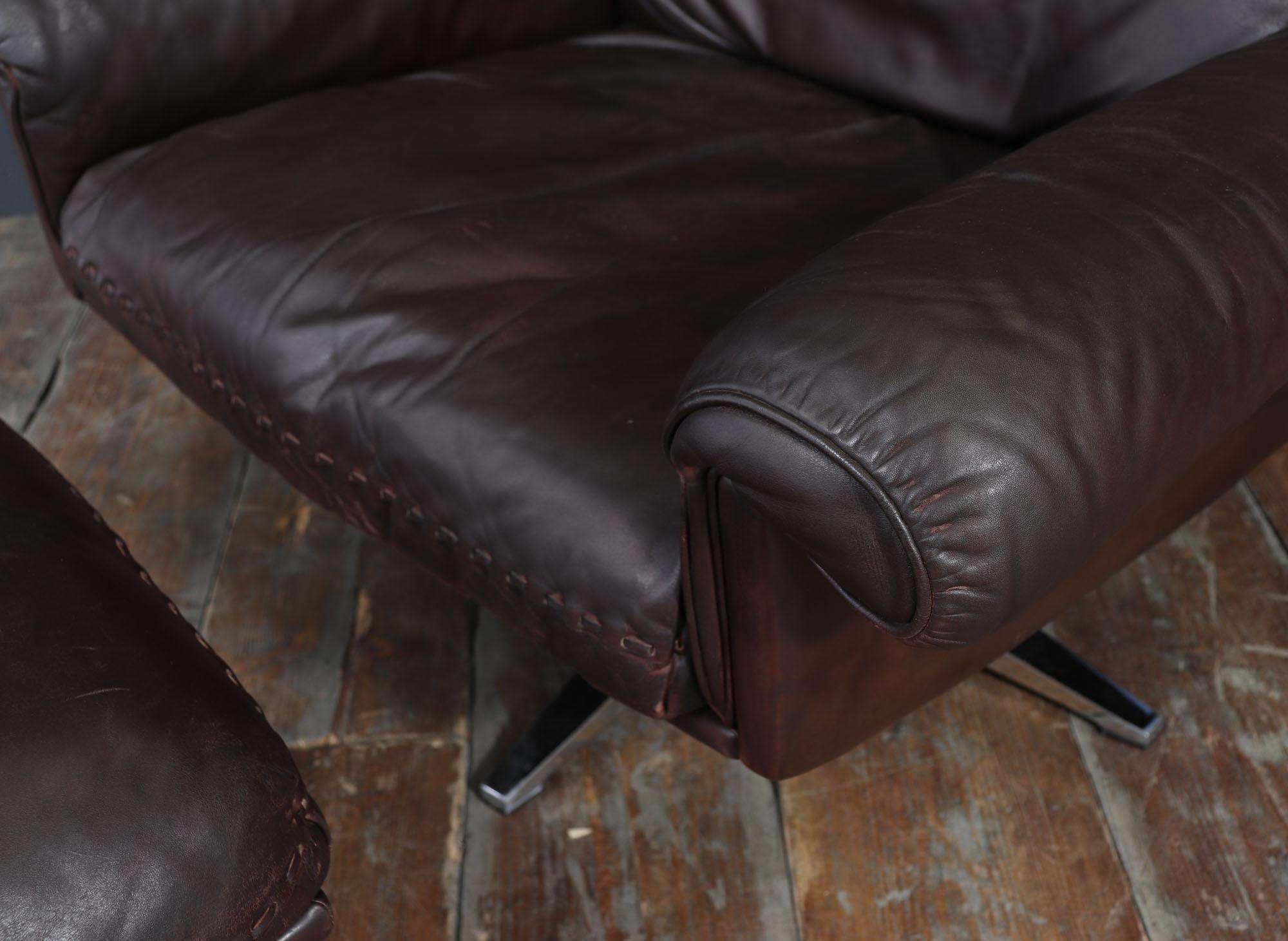 De Sede DS-31 Armchair and Footstool in Leather, Switzerland, c.1970s en venta 9